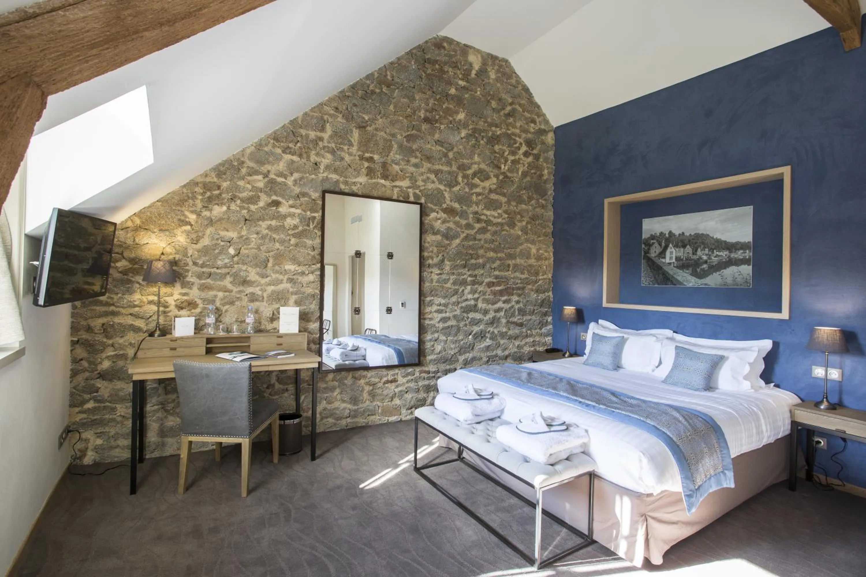 Bedroom, Bed in Hotel de L'Abbaye Le Tronchet - Handwritten Collection