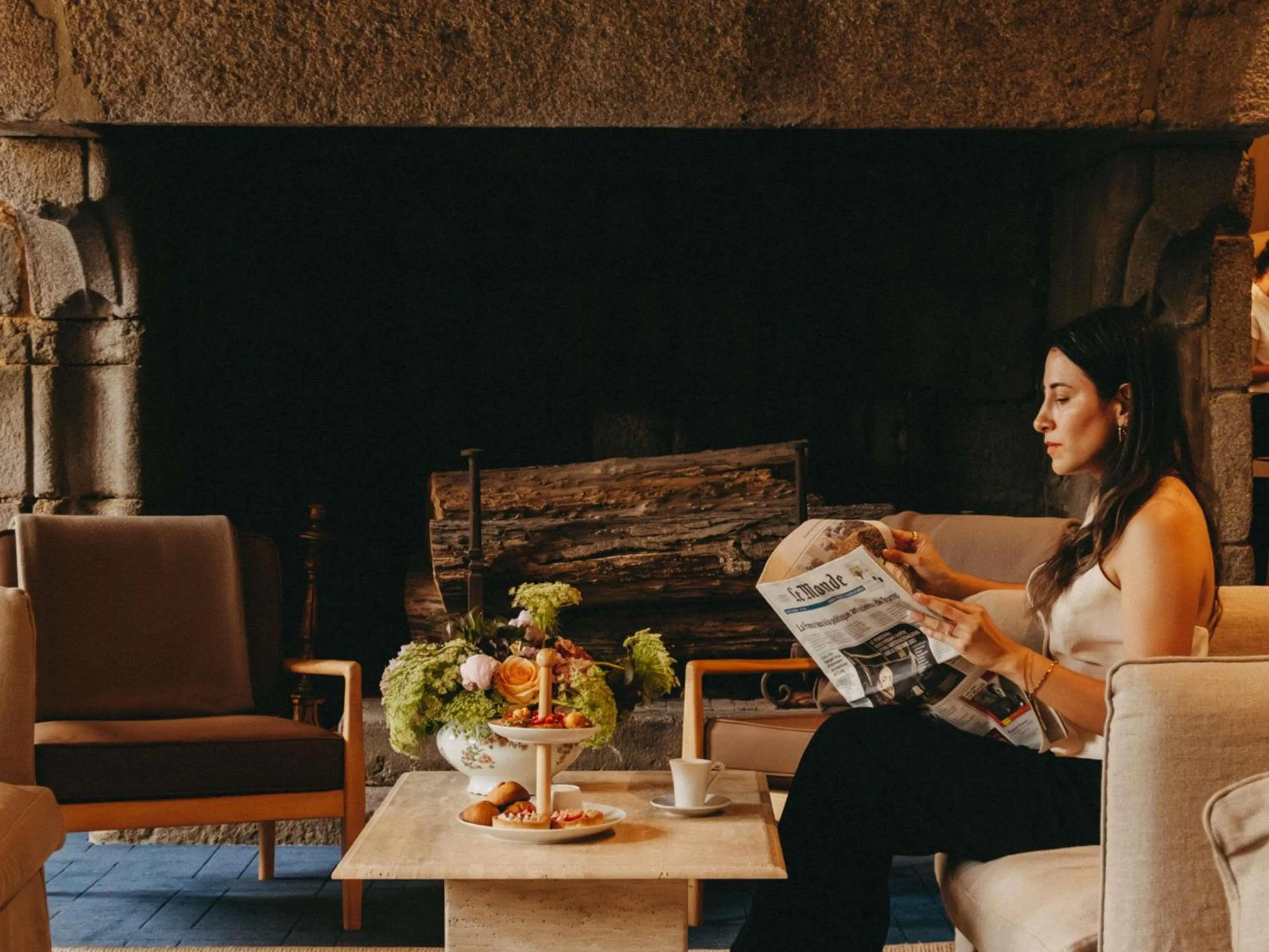 Meeting/conference room in Hotel de L'Abbaye Le Tronchet - Handwritten Collection