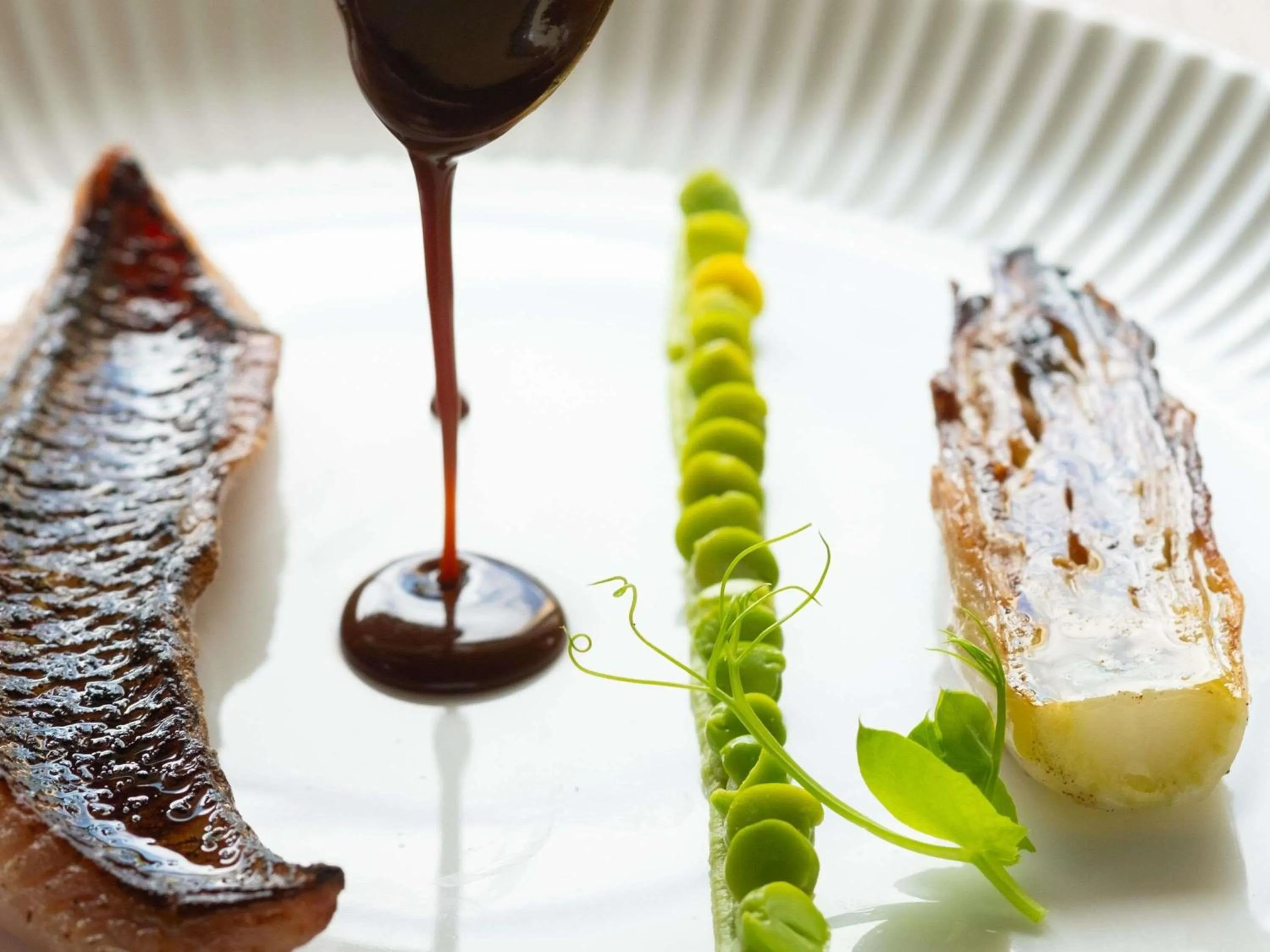 Restaurant/places to eat in Hotel de L'Abbaye Le Tronchet - Handwritten Collection