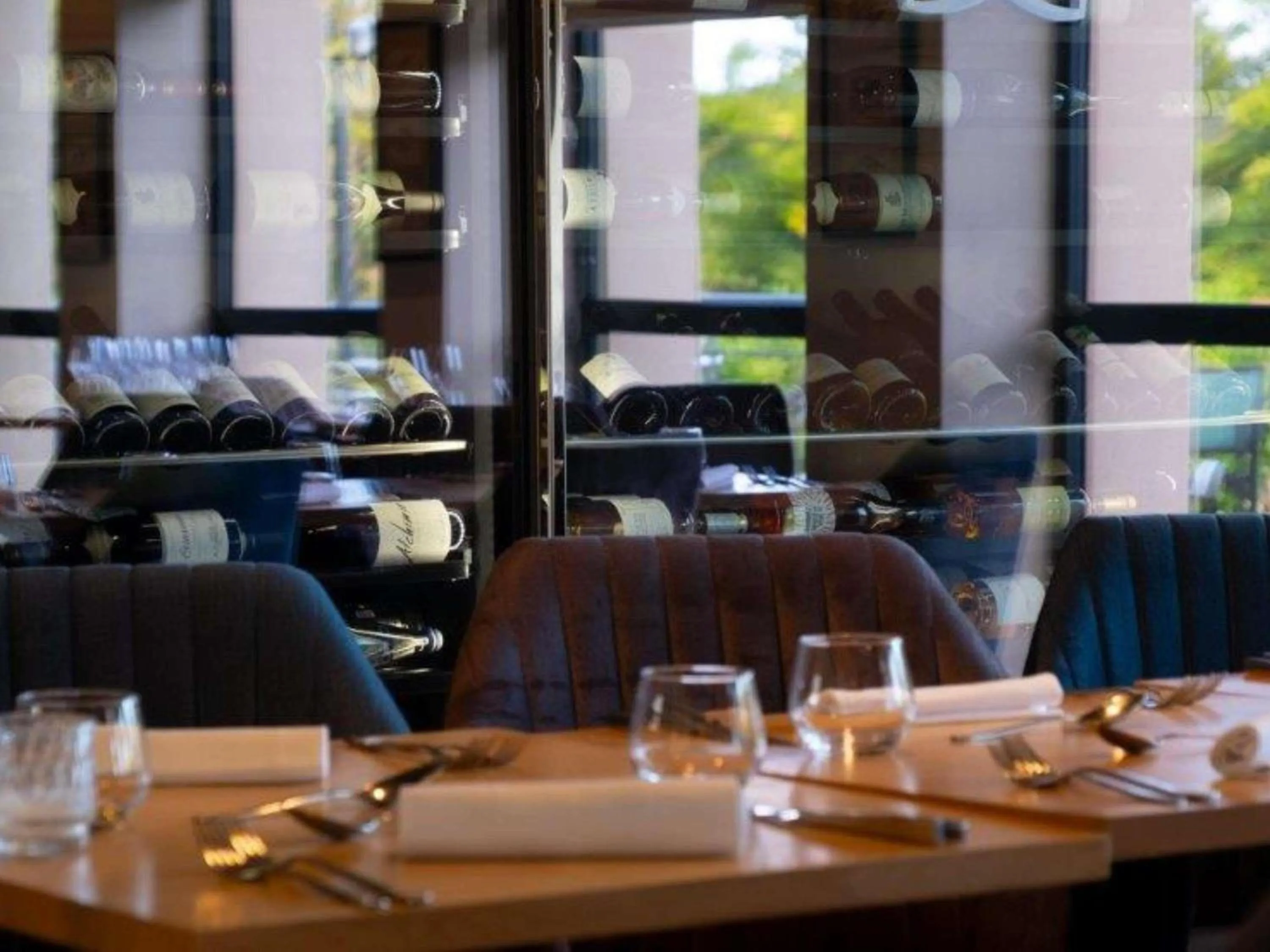 Restaurant/places to eat in Hotel de L'Abbaye Le Tronchet - Handwritten Collection