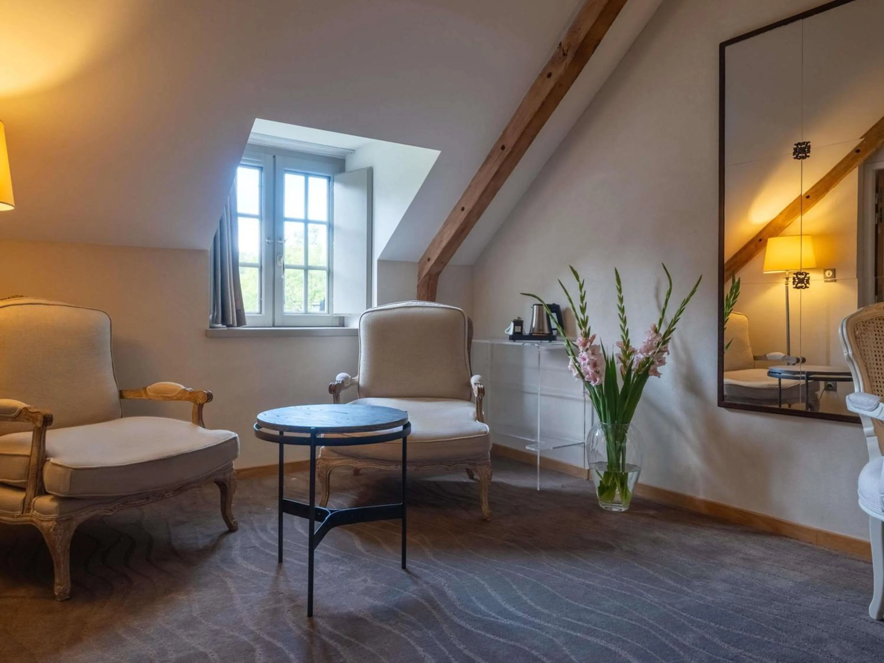 Bedroom in Hotel de L'Abbaye Le Tronchet - Handwritten Collection