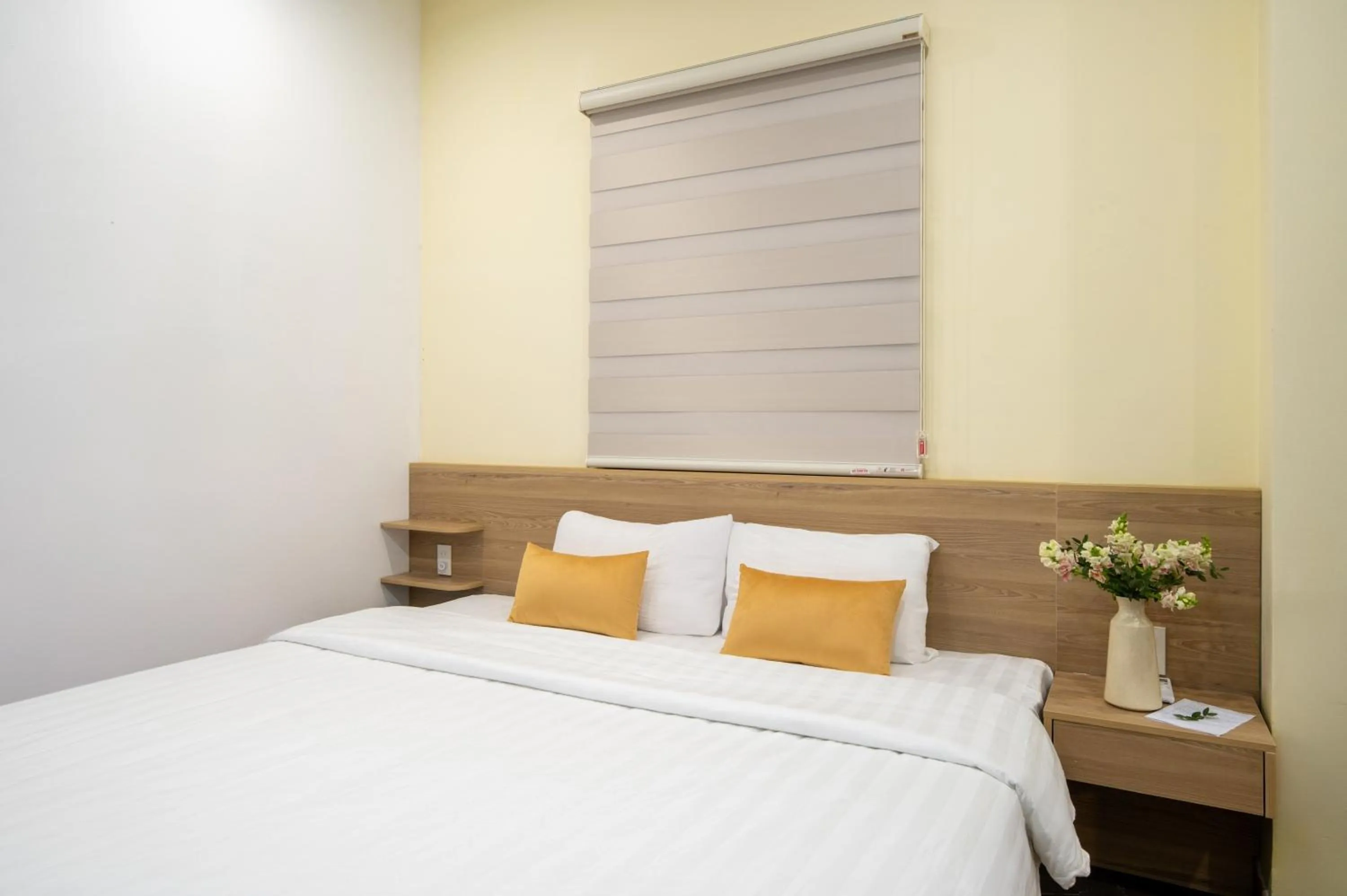 Bed in Shine Hue Hotel 2