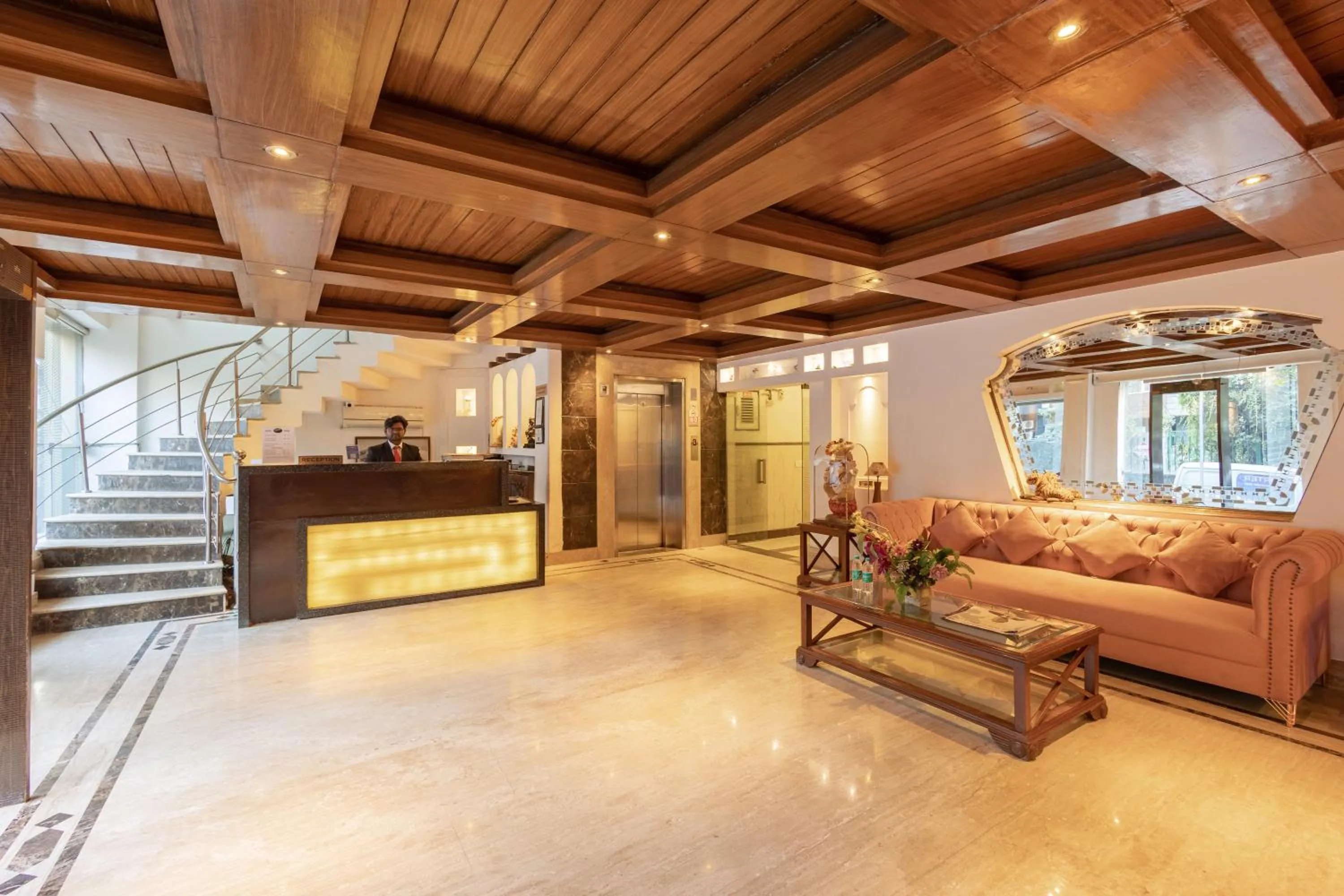 Living room in Alaya Stays Hotel Emperor Palms