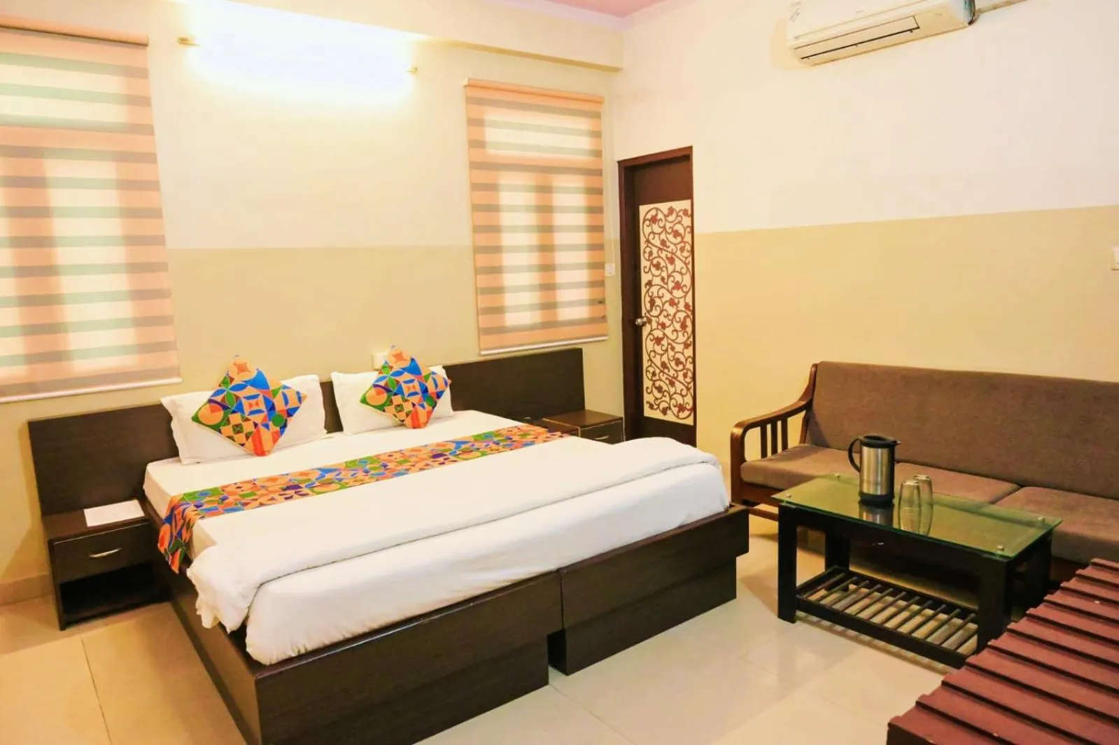 Photo of the whole room, Bed in Hotel Comfort Inn