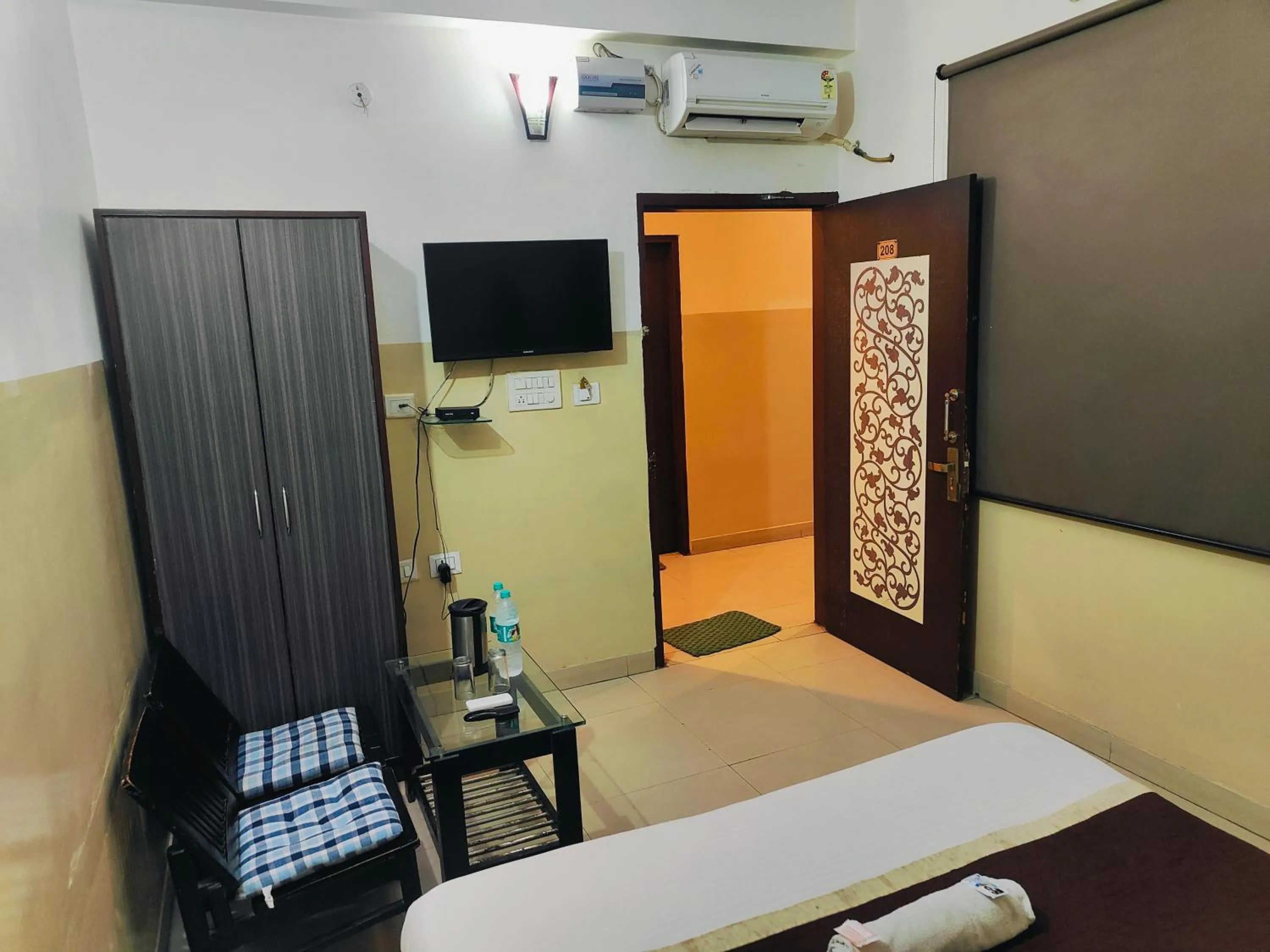 TV and multimedia in Hotel Comfort Inn