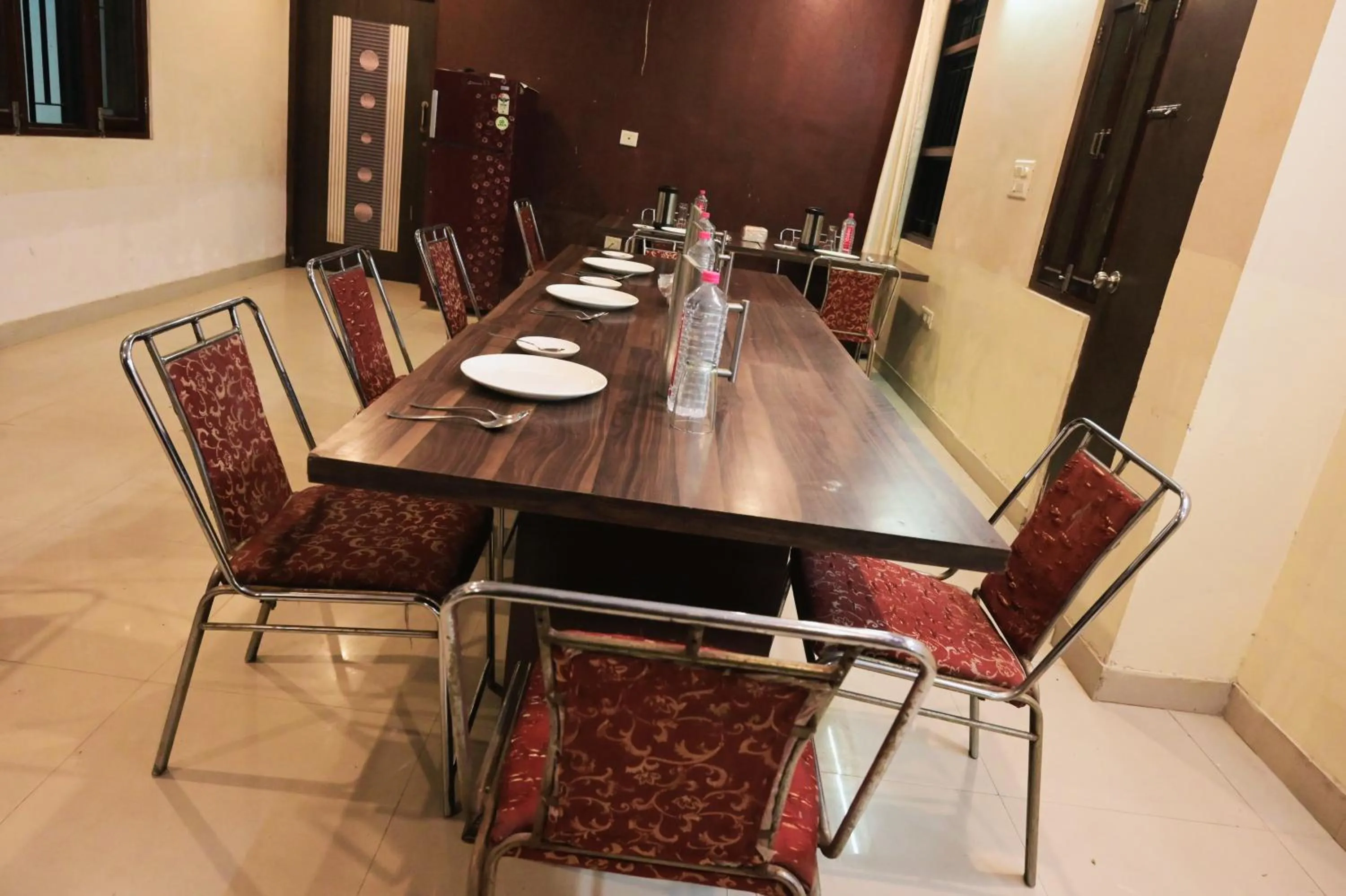 Restaurant/places to eat in Hotel Comfort Inn