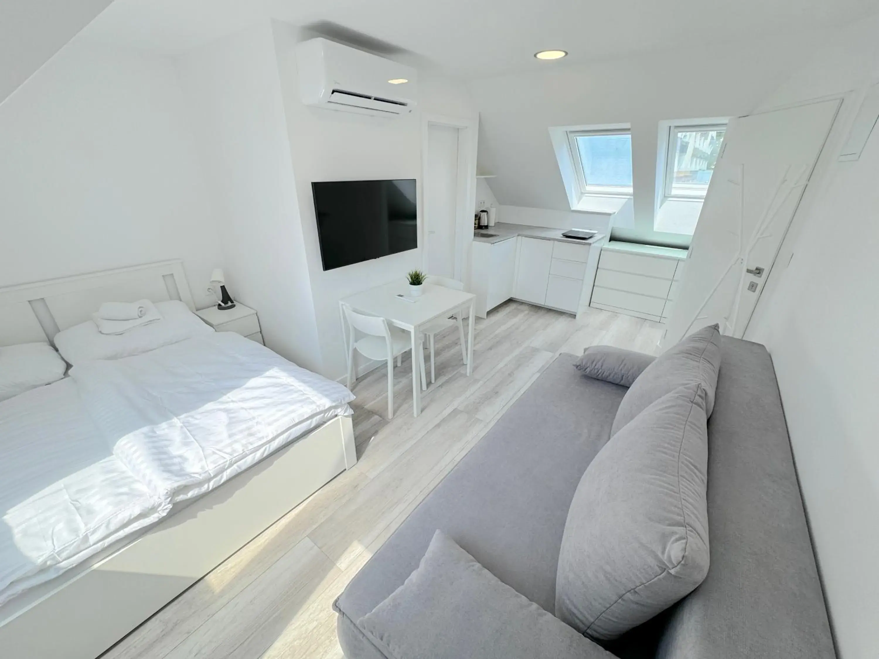 Krásny byt - apartmán 3 v blízkosti centra Krásny byt - apartmán 3 v blízkosti centra