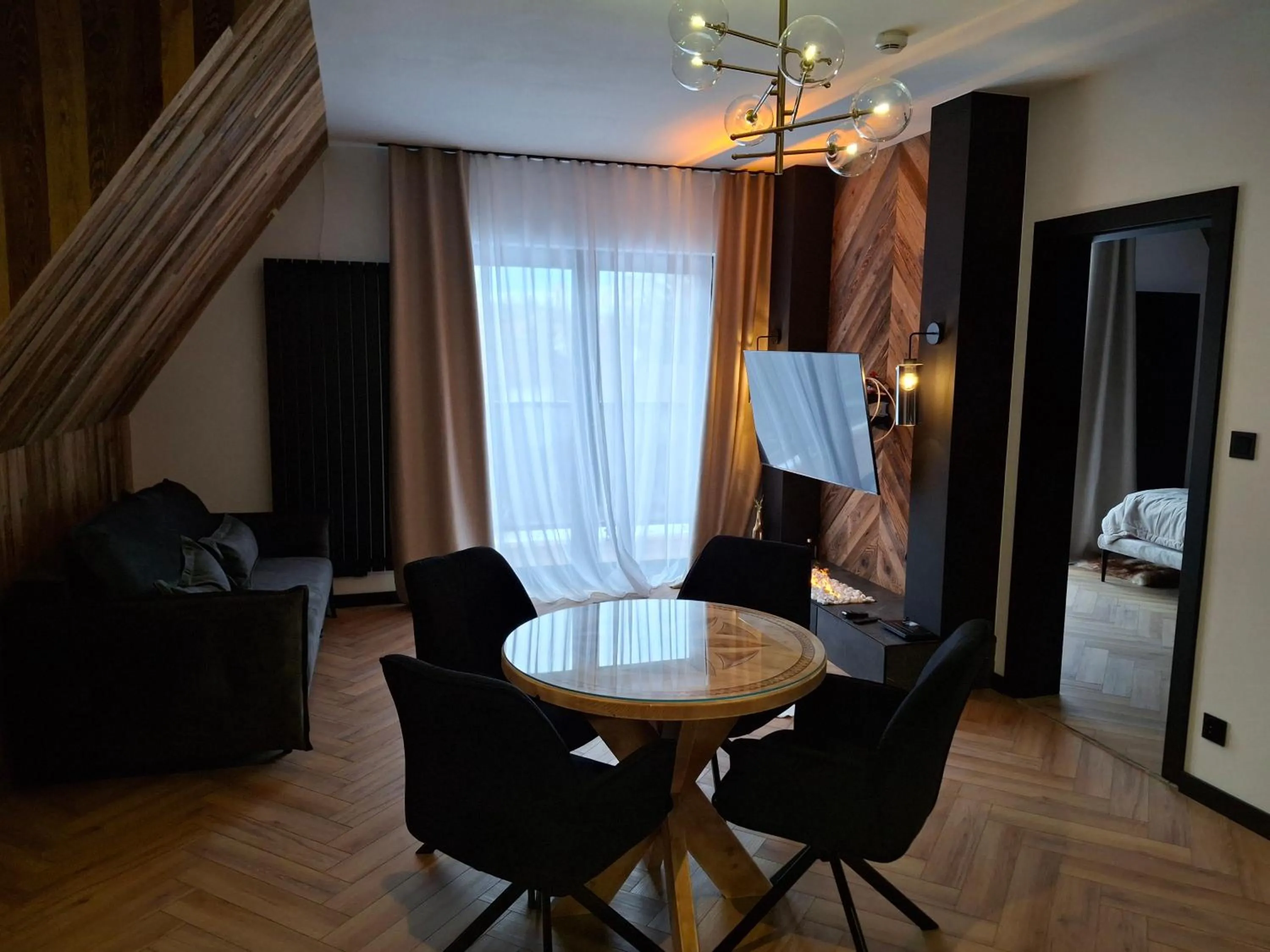 Zwierzyniecka Residence