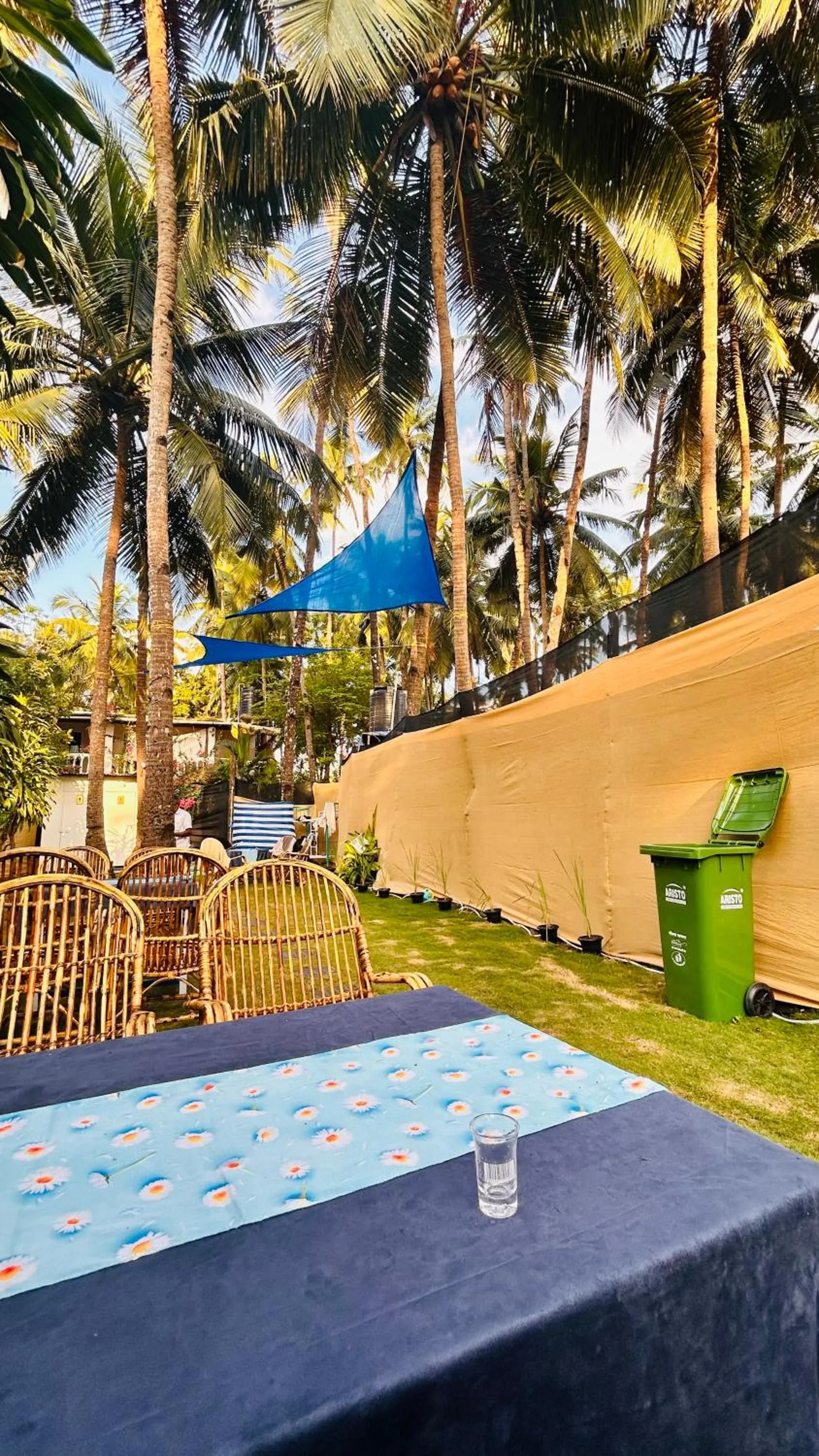 Restaurant/places to eat in Garden Aroma Palolem, Beachside Hostel & Cafe Bar