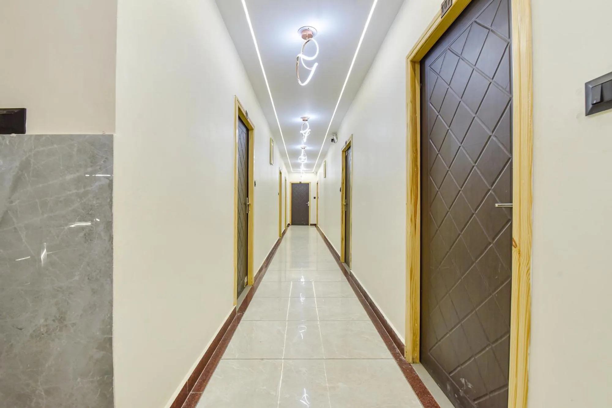 Lobby or reception in FabHotel Heaven Palace