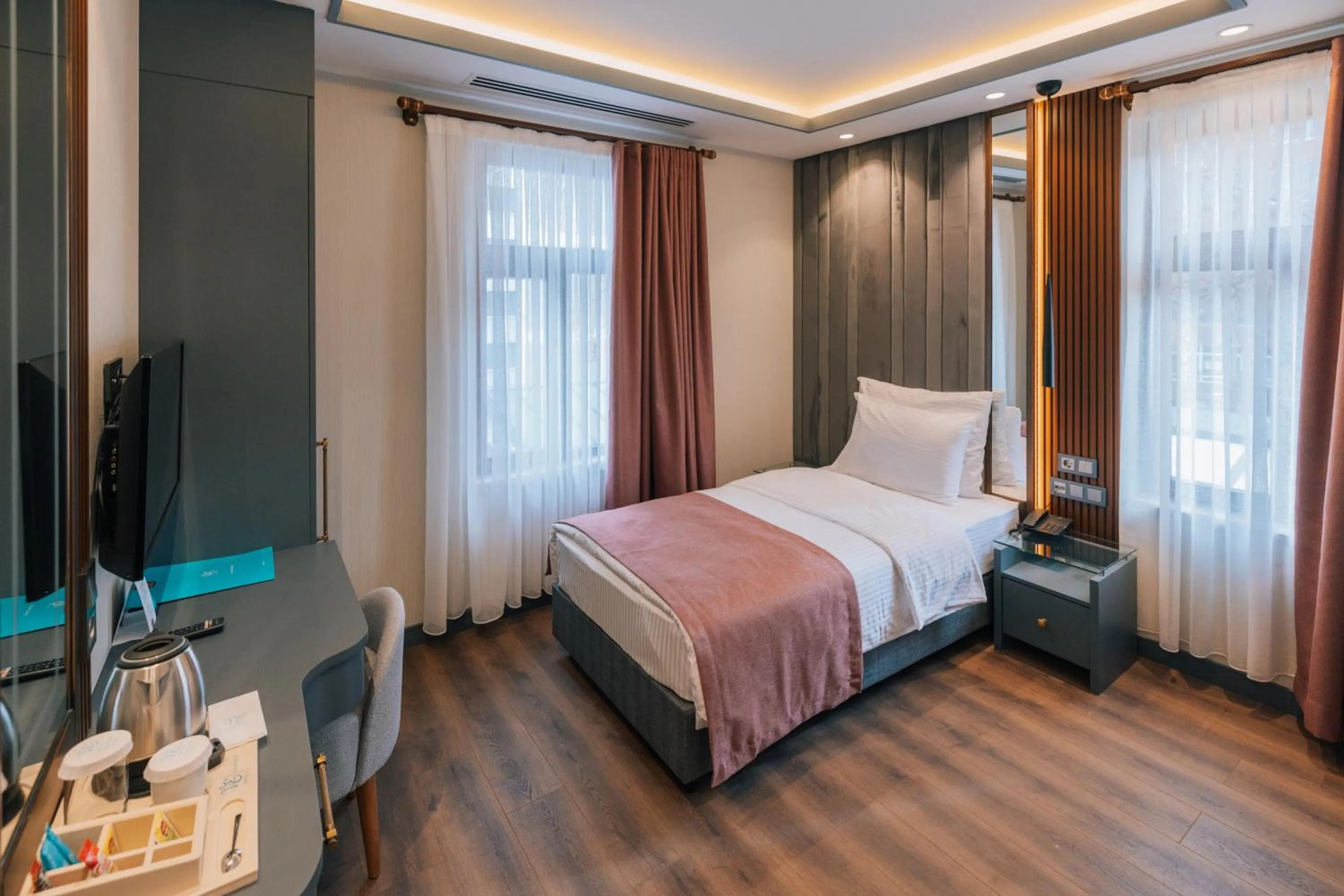 Photo of the whole room, Bed in VE Hotels Adakale