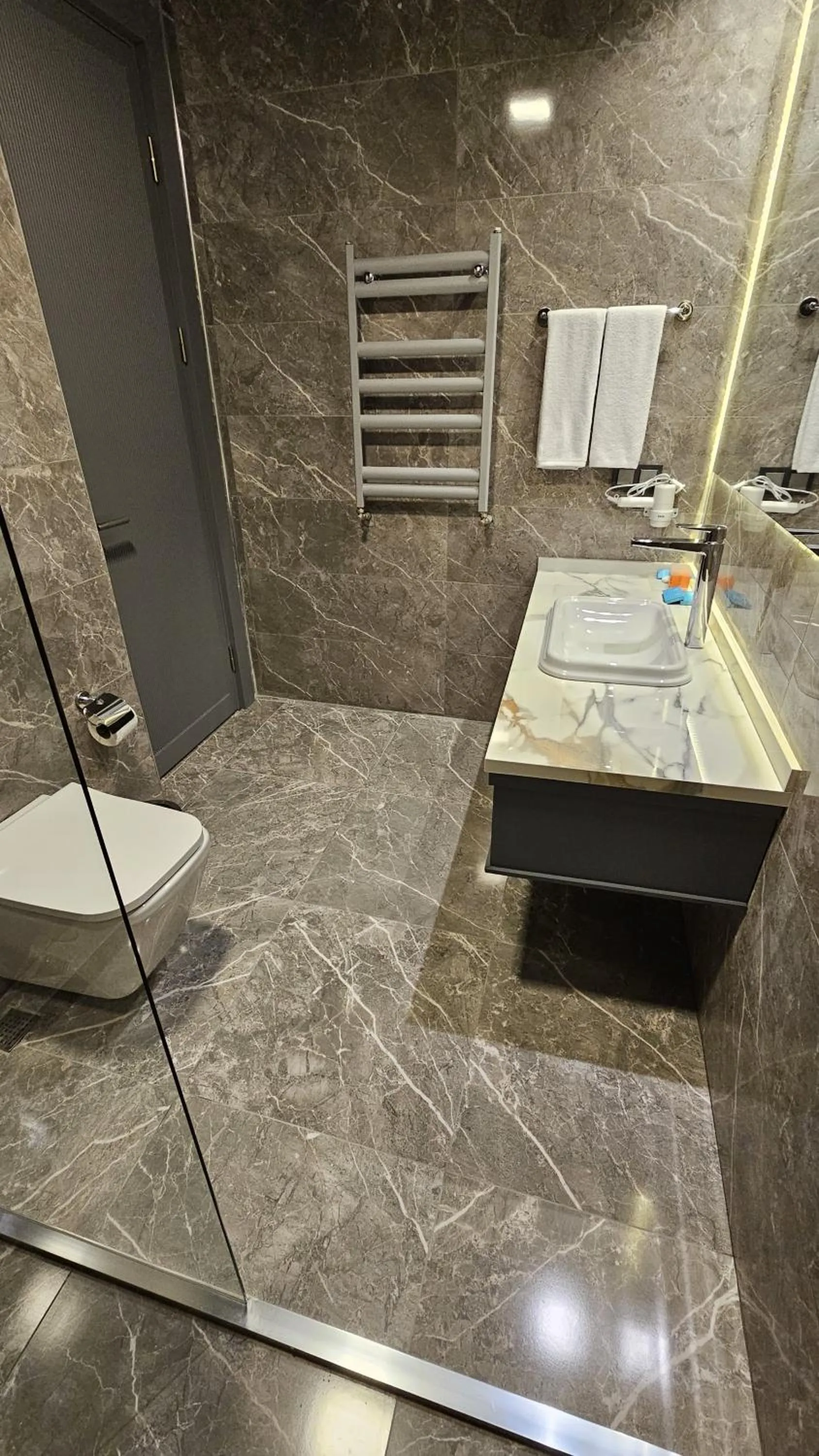 Bathroom in VE Hotels Adakale