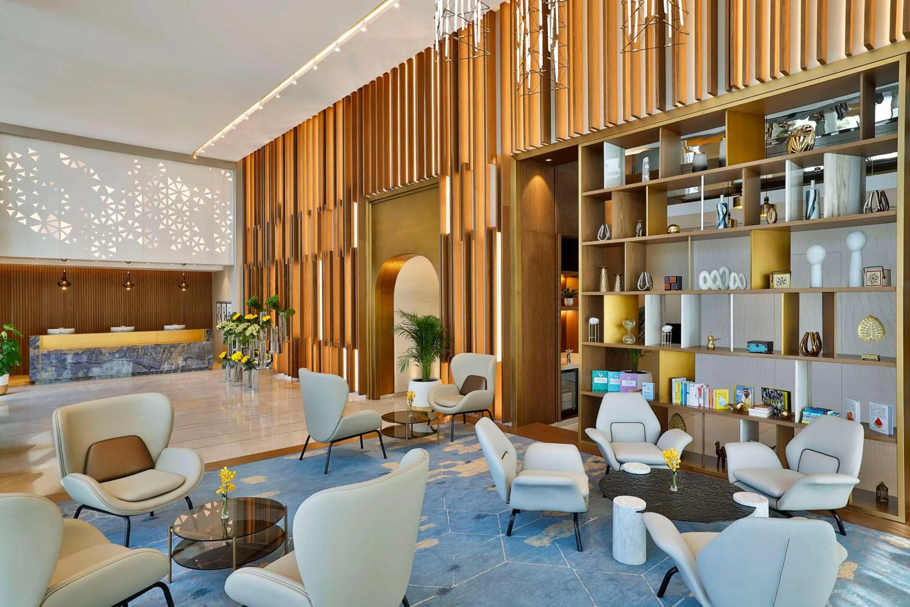 Lobby or reception in Tumbi Hotel Dubai The Palm,Tapestry Collection Hilton