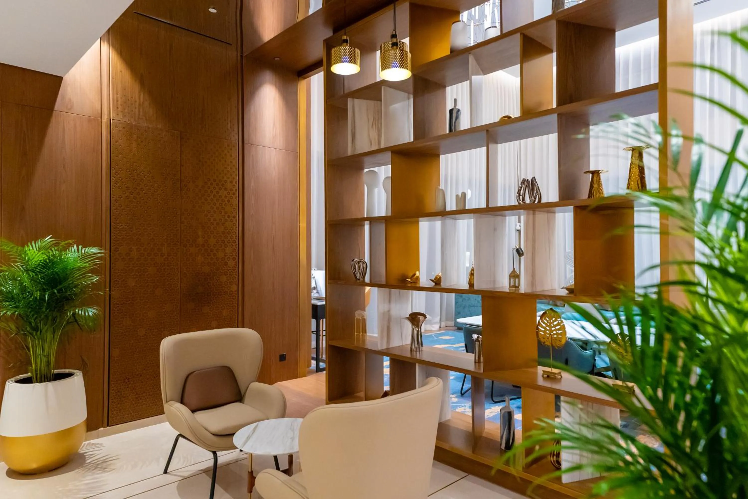 Lobby or reception in Tumbi Hotel Dubai The Palm,Tapestry Collection Hilton