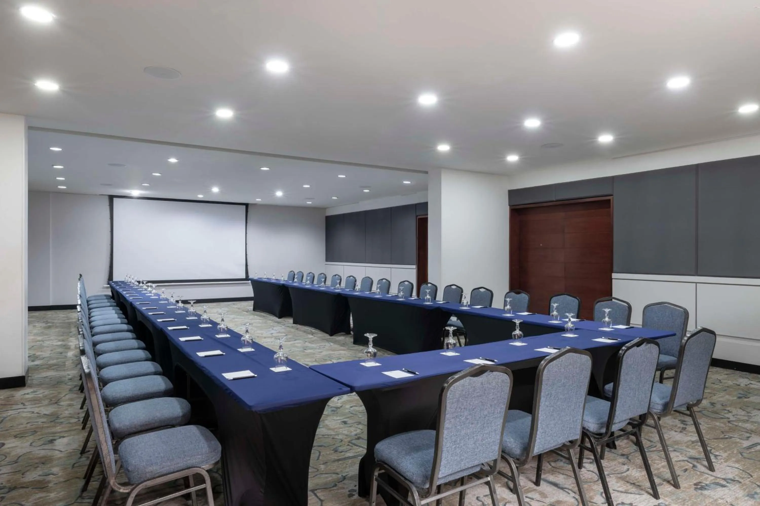 Meeting/conference room in Doubletree By Hilton Bogota Calle 100,Co