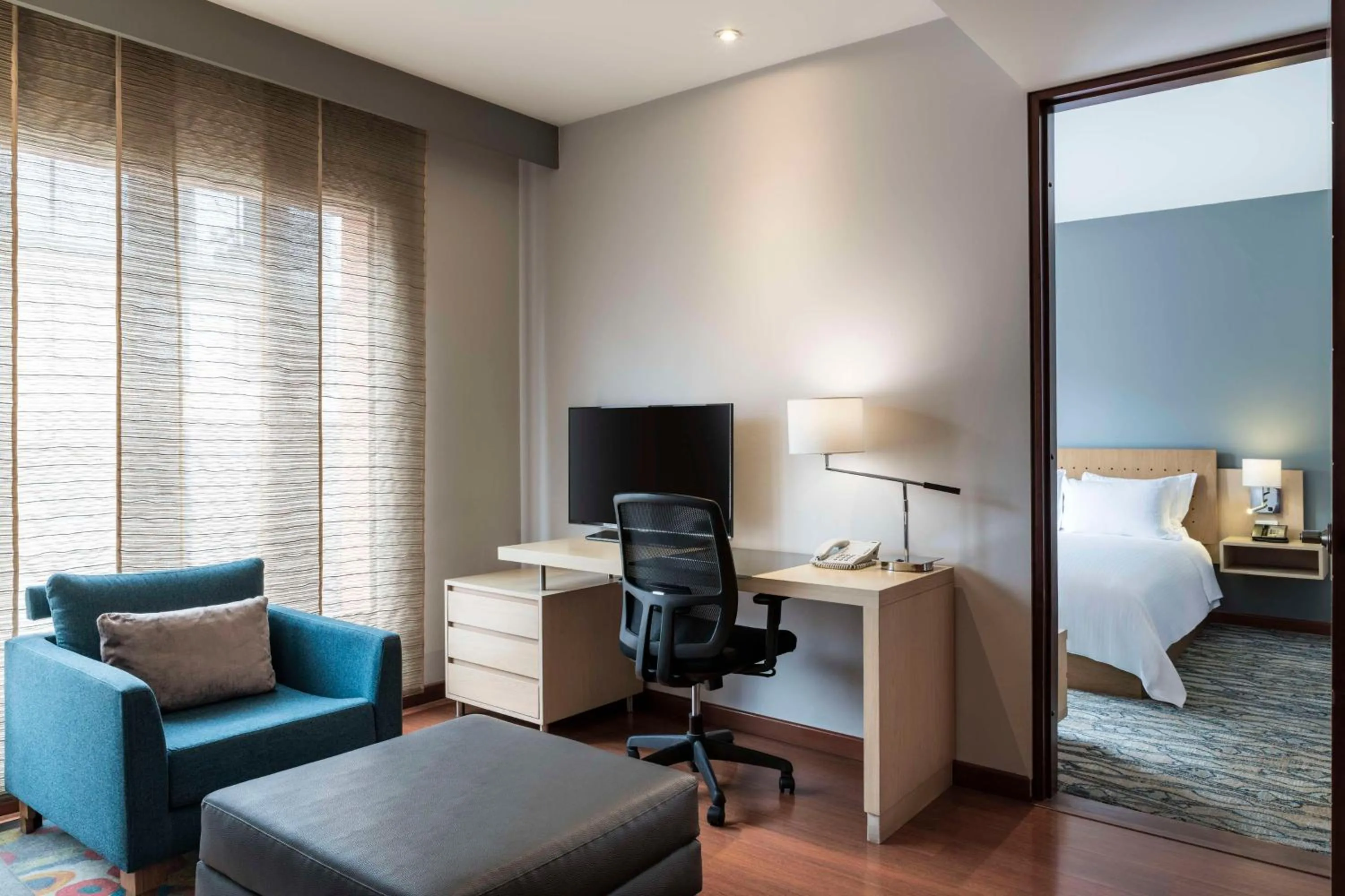 Bedroom, Bed in Doubletree By Hilton Bogota Calle 100,Co