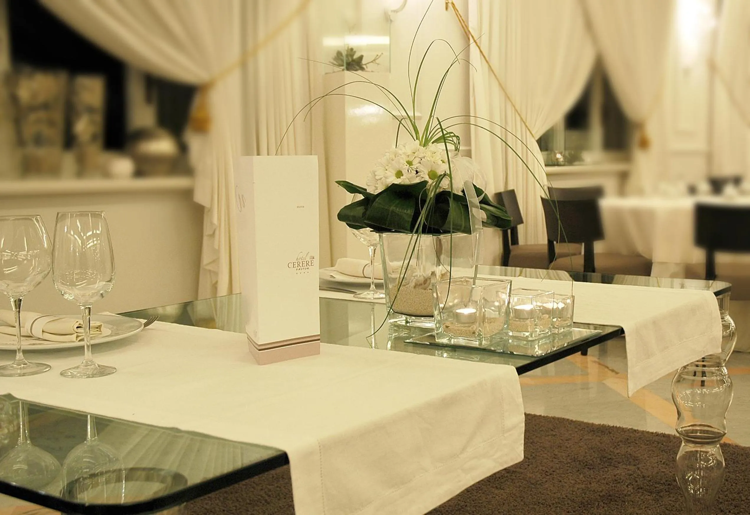 Restaurant/places to eat in Hotel Cerere