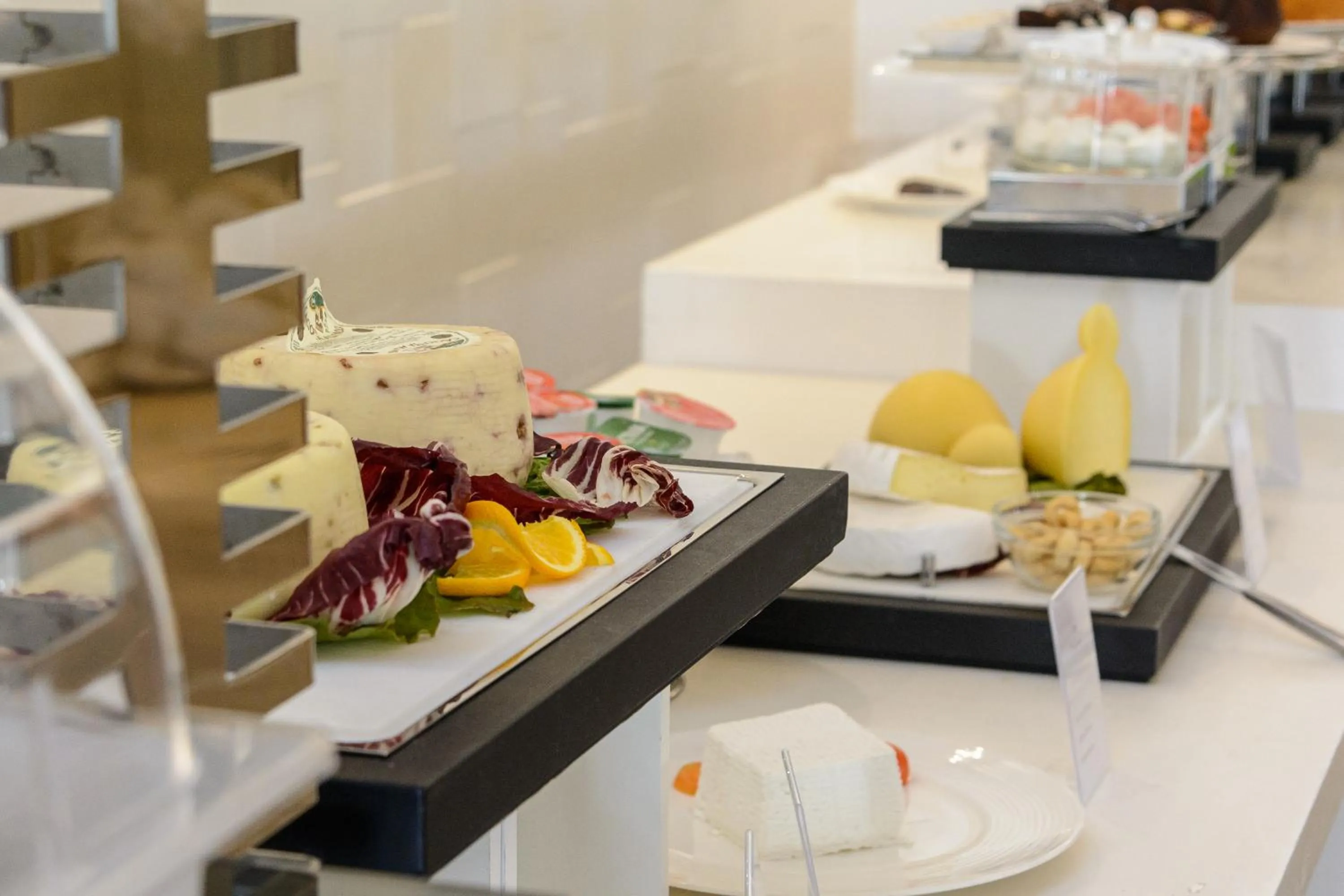 Buffet breakfast in Hotel Cerere