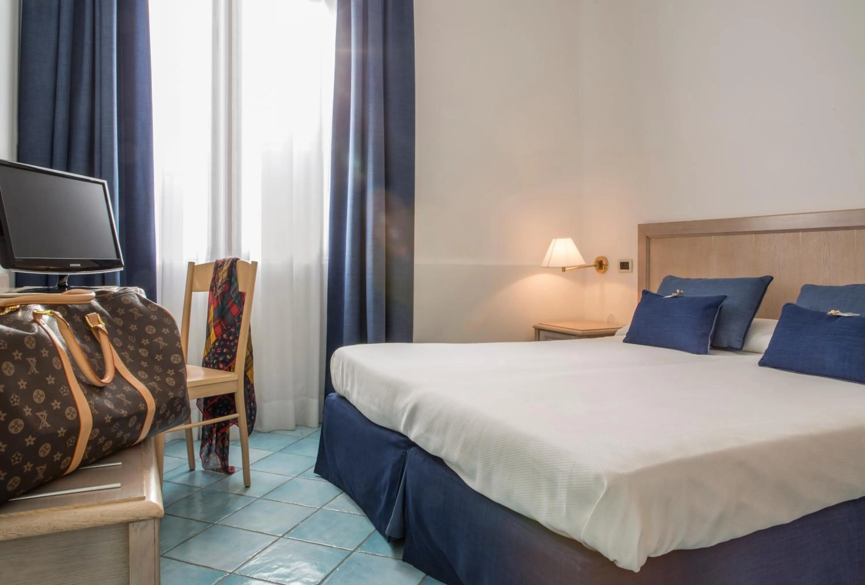 Photo of the whole room, Bed in Hotel Cerere