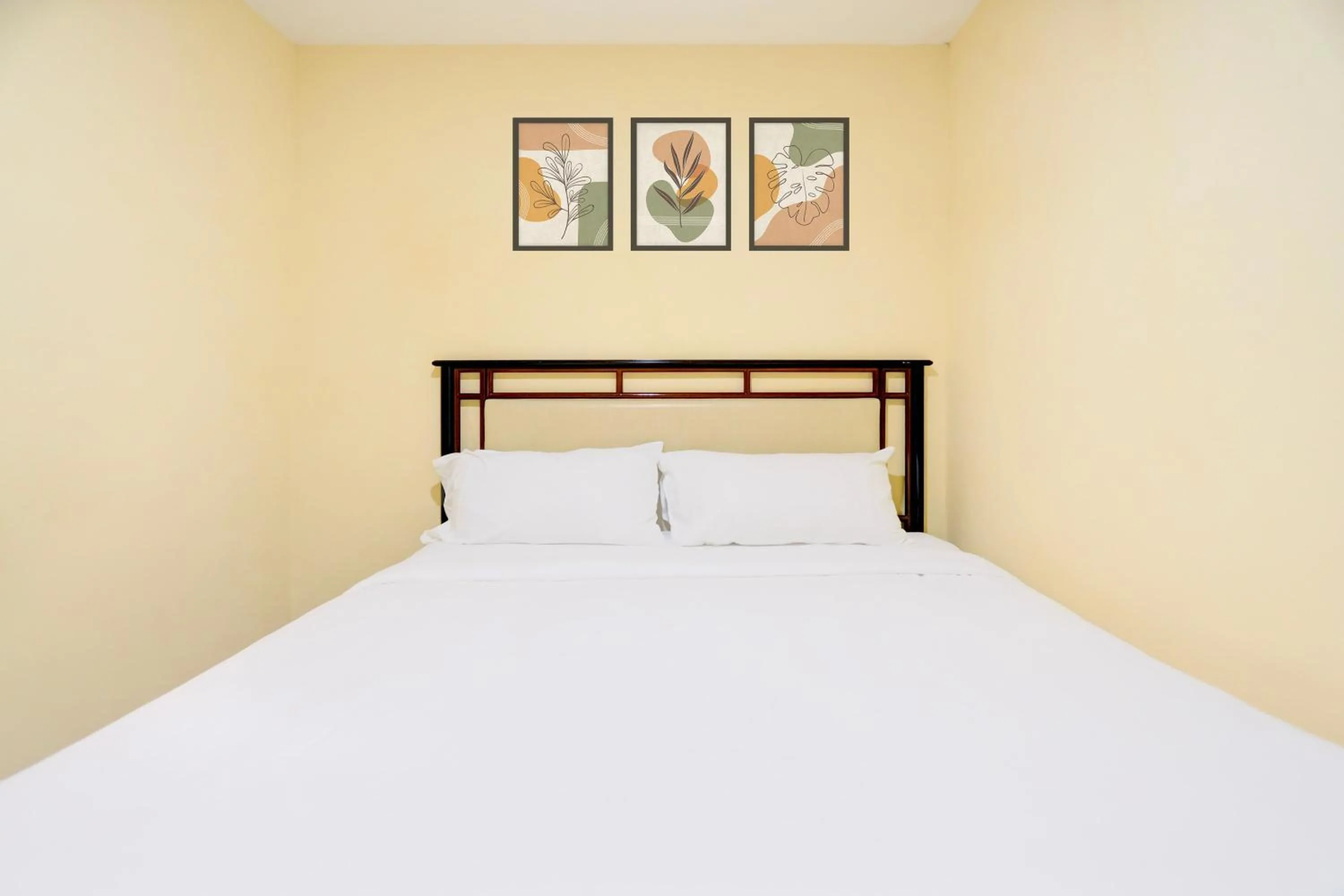 Bedroom, Bed in Collection O Nagoya Near Nagoya Hill Mall Formerly Sedago Inn