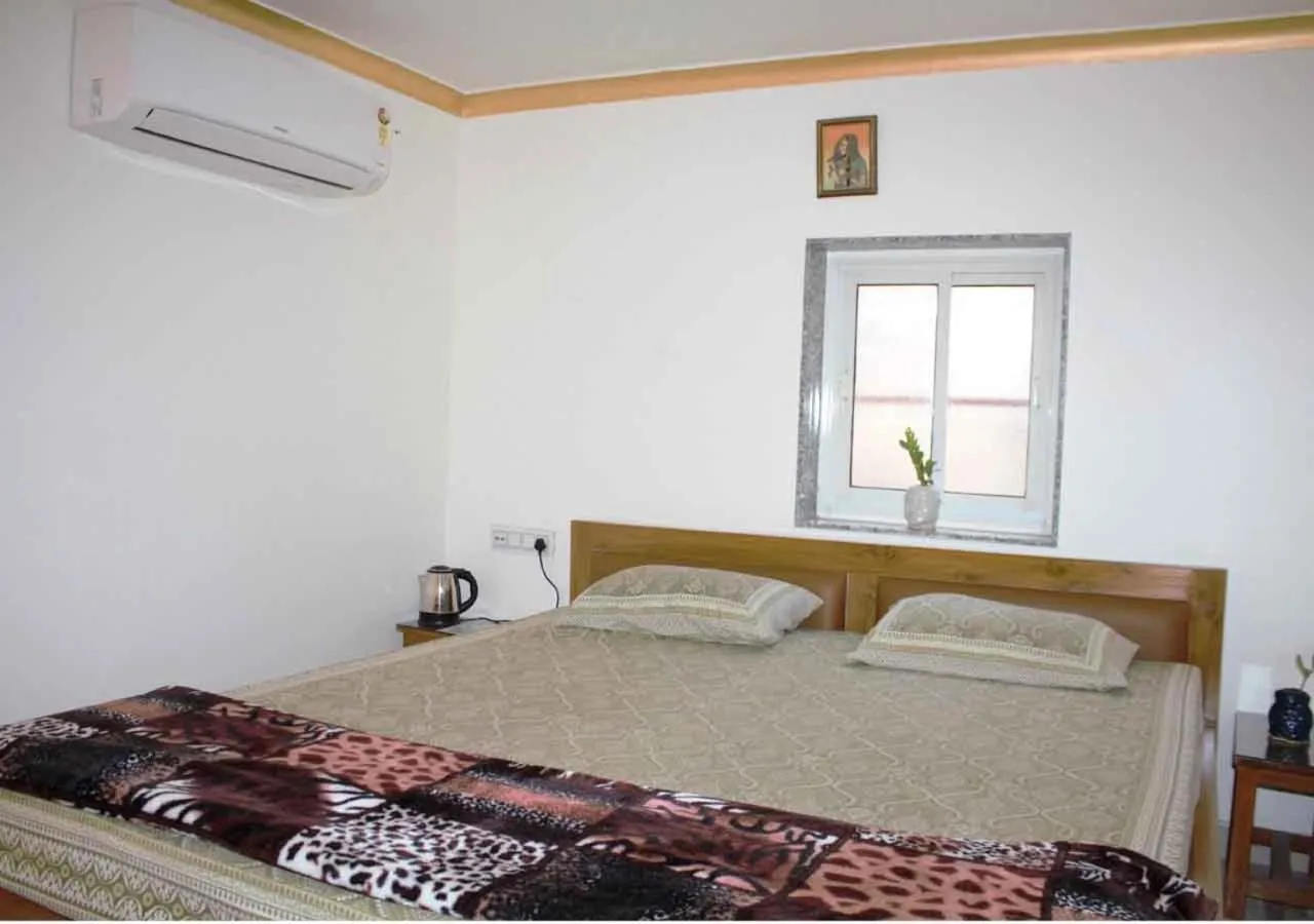 Double Room with Private Bathroom - single occupancy in My HomeStay Jaipur SONI 2700