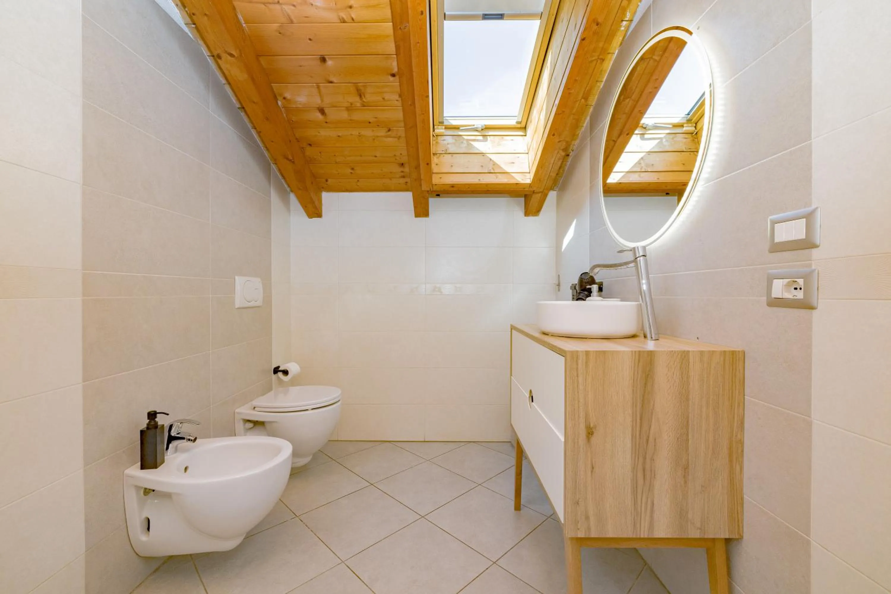 Bathroom in B&B Villa Milano by Rhospitality it