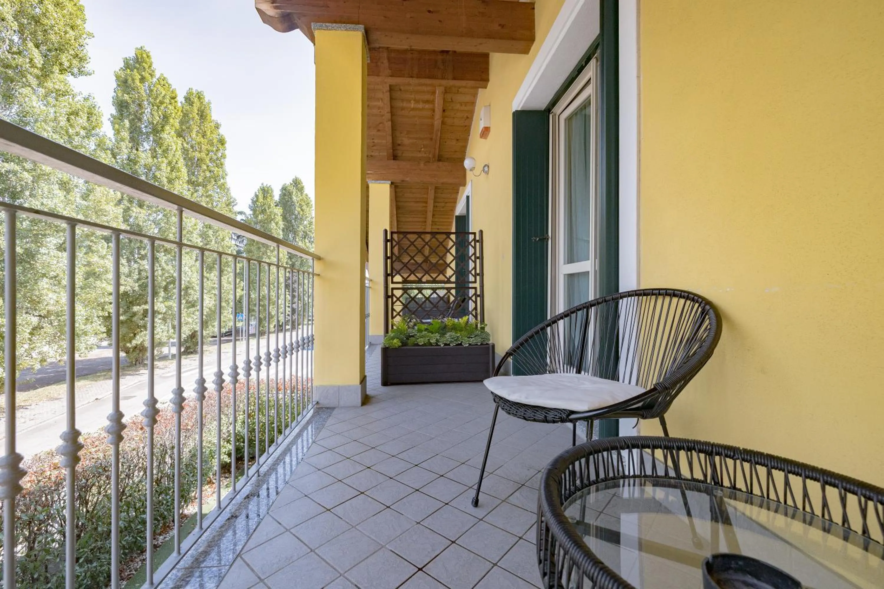 Balcony/Terrace in B&B Villa Milano by Rhospitality it