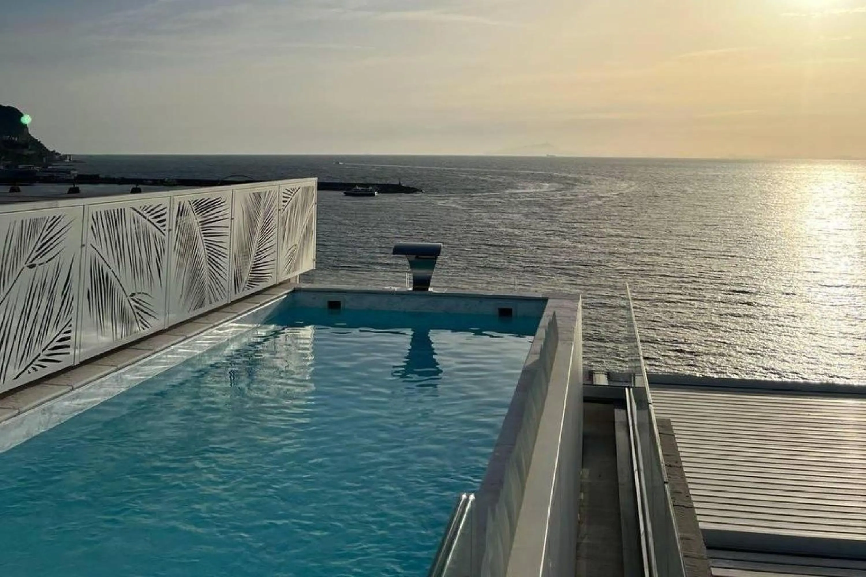 Pool view in Hotel Stabia