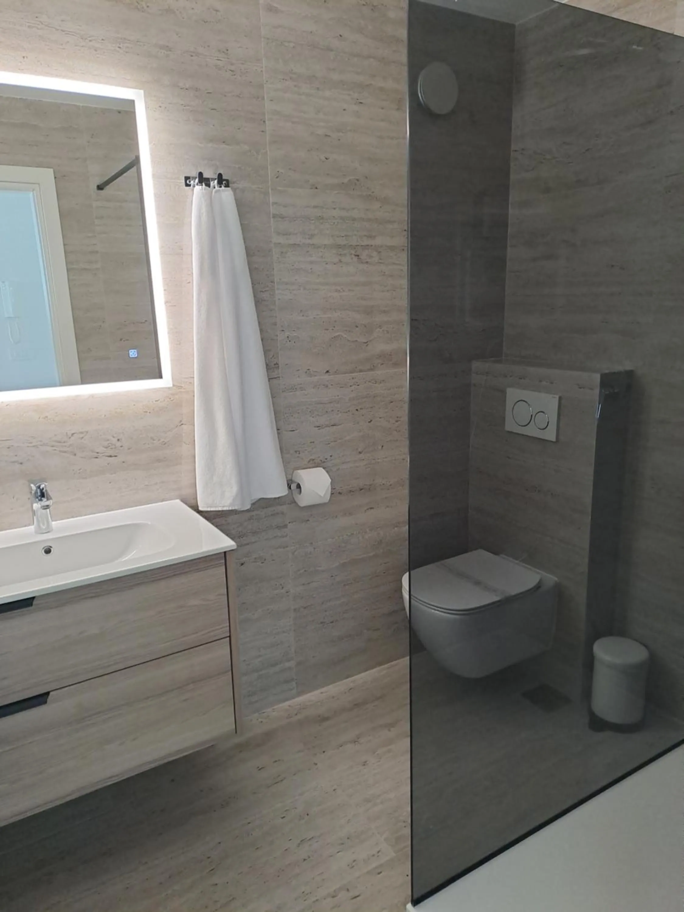 Toilet in Sea View Apartment 4 You in Split