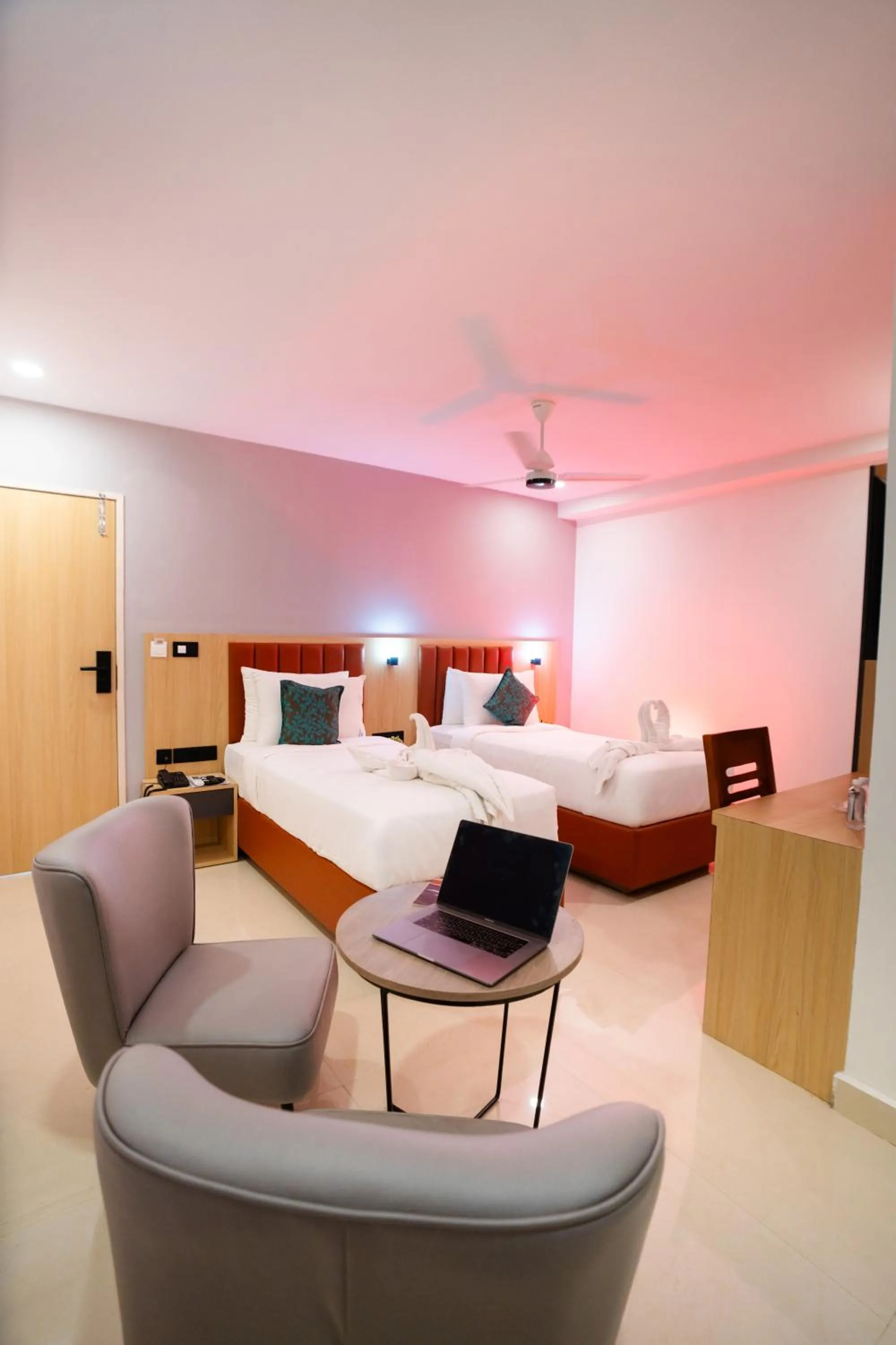 Bedroom, Bed in Sunrise Business Hotel, S R Nagar - Ameerpet