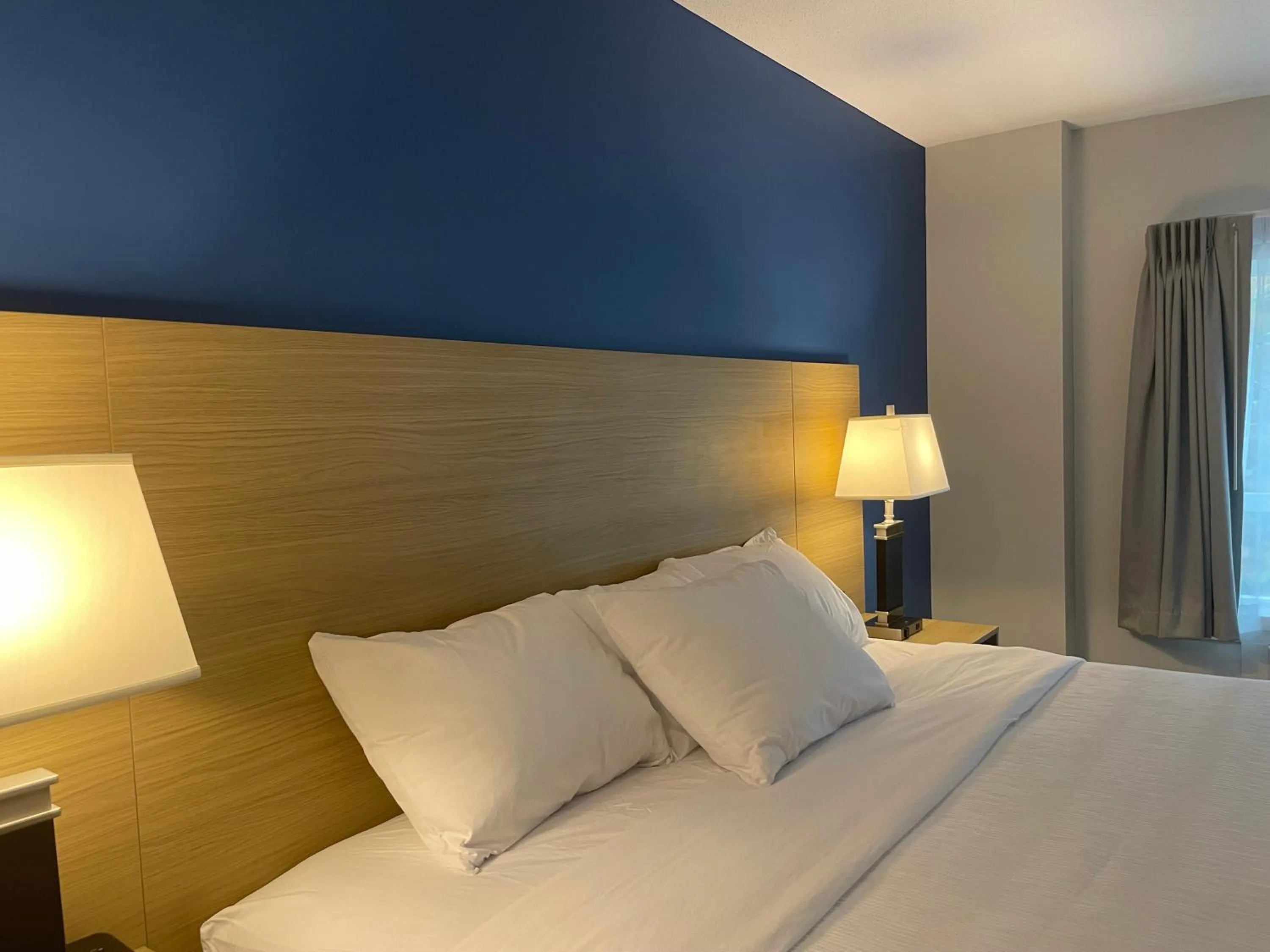 Bed in Baymont by Wyndham Gold River