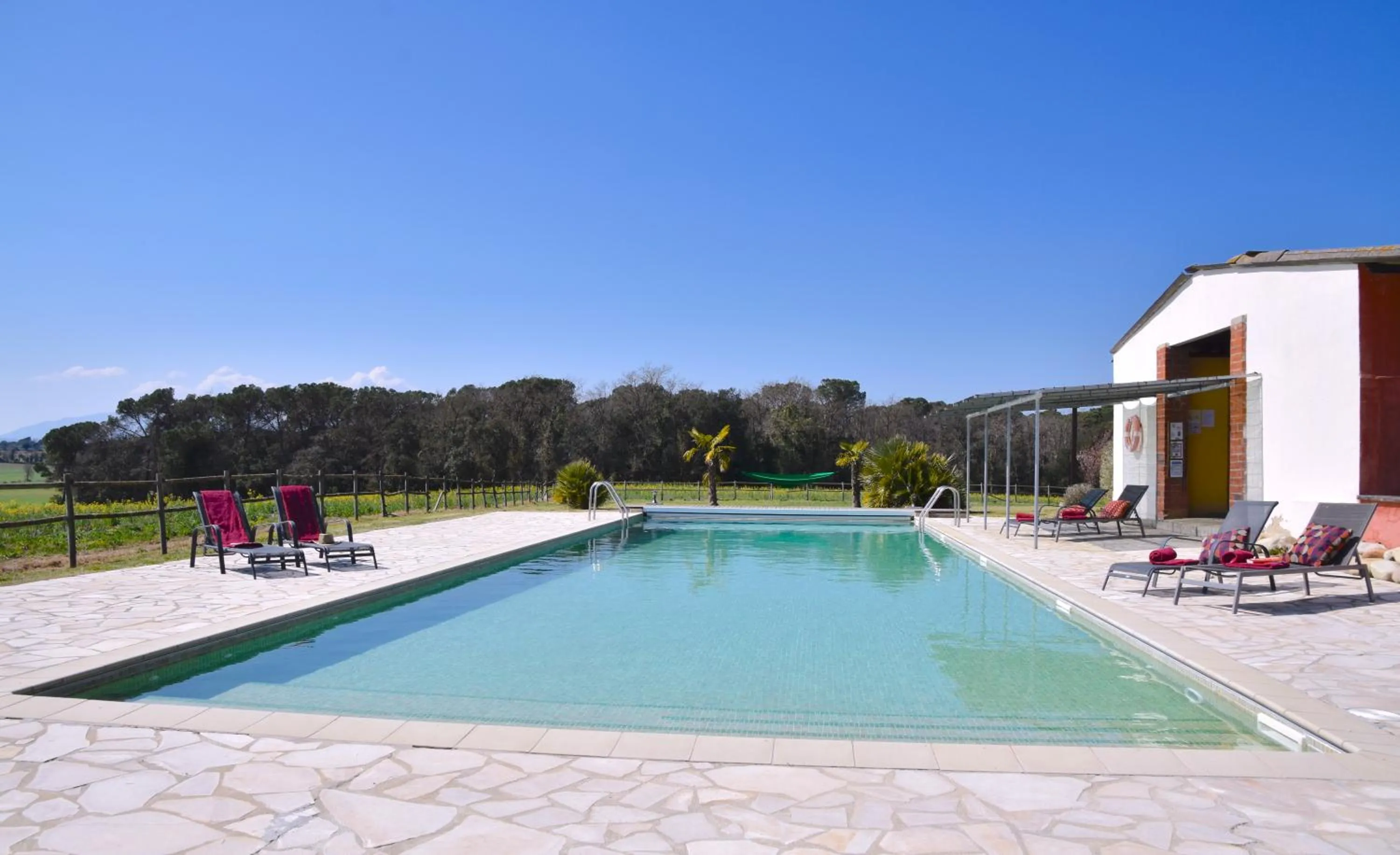 Swimming pool in B&B El Ranxo