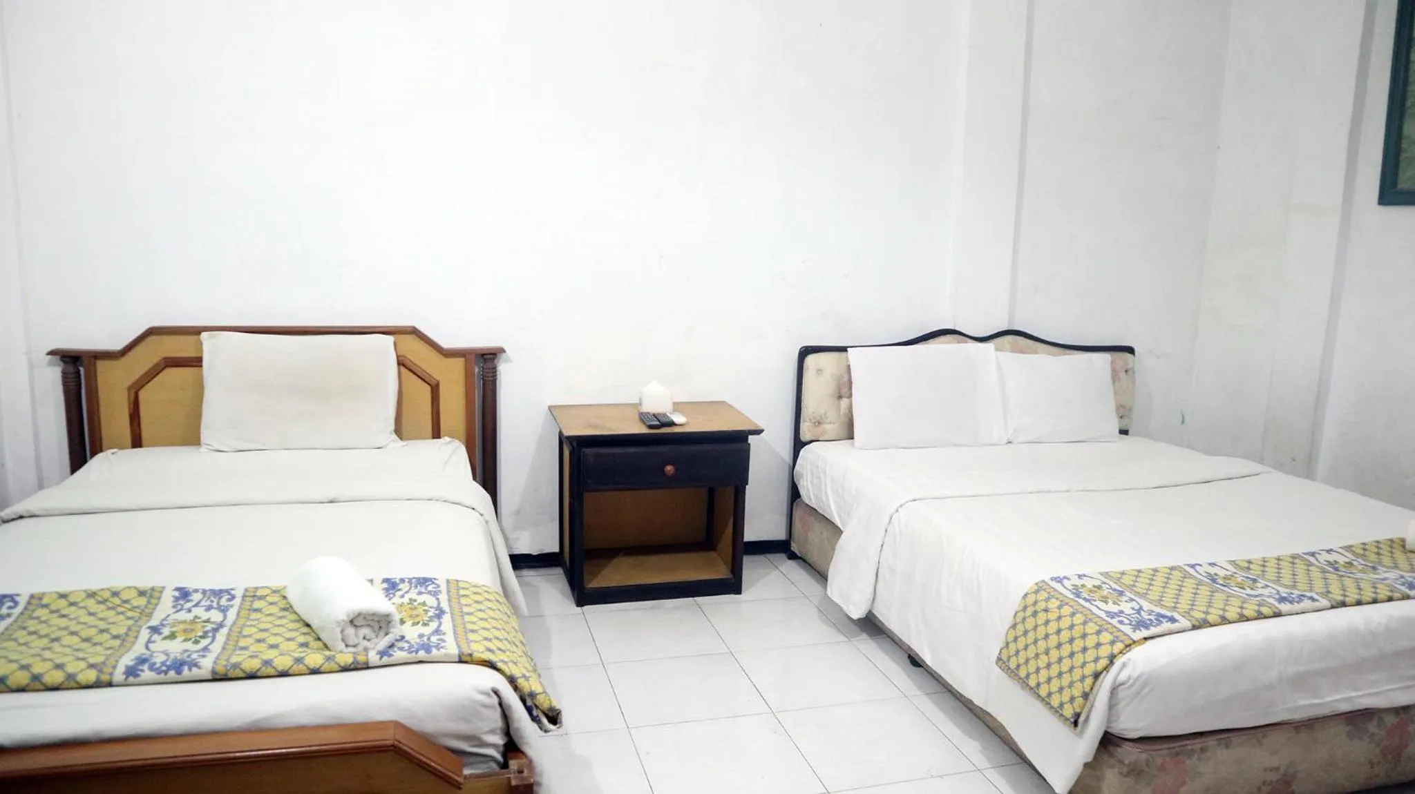 Deluxe Family Room in PLUM Hotel Palereman Batu