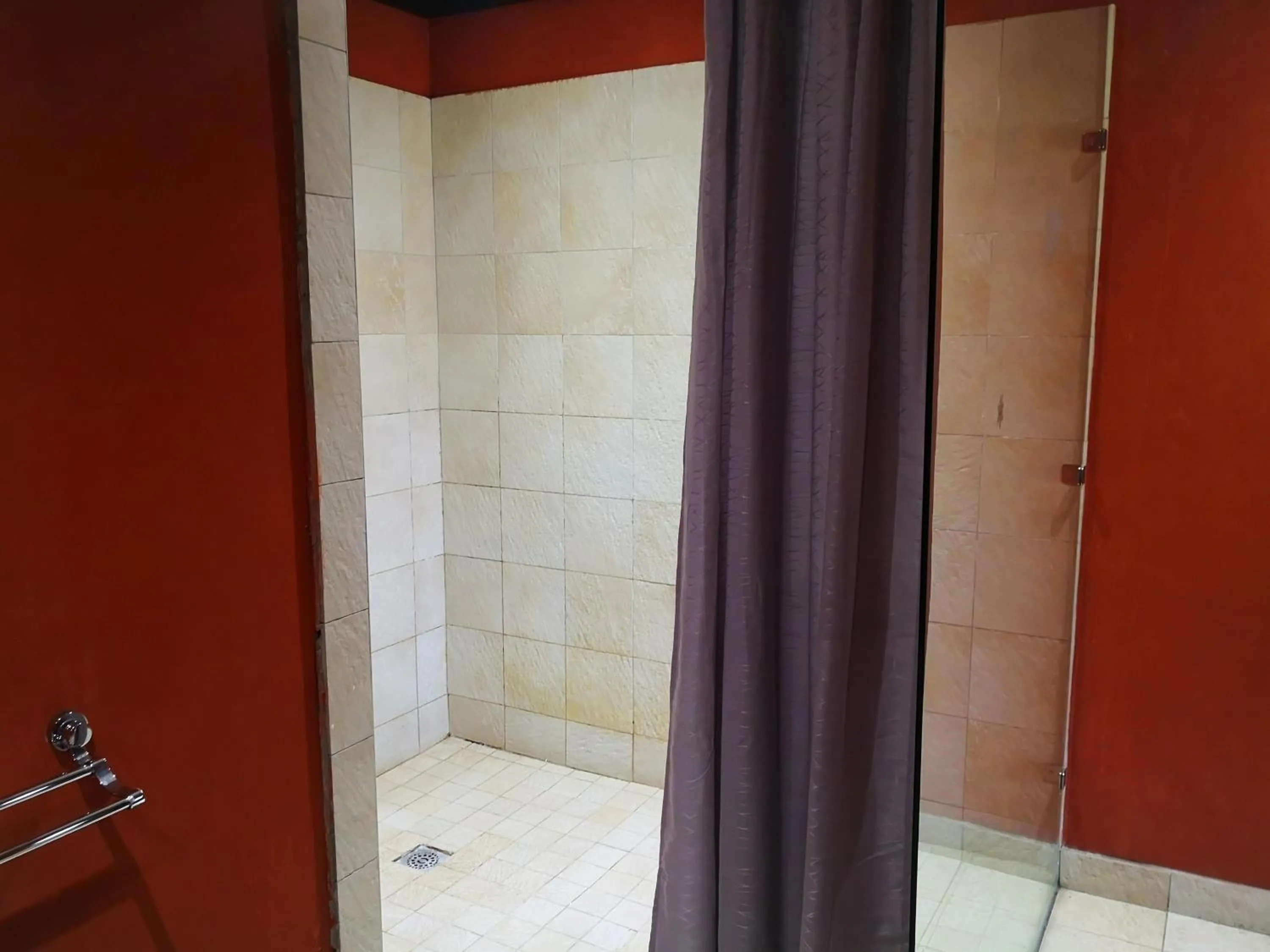 Shower in Riverstone Lodge