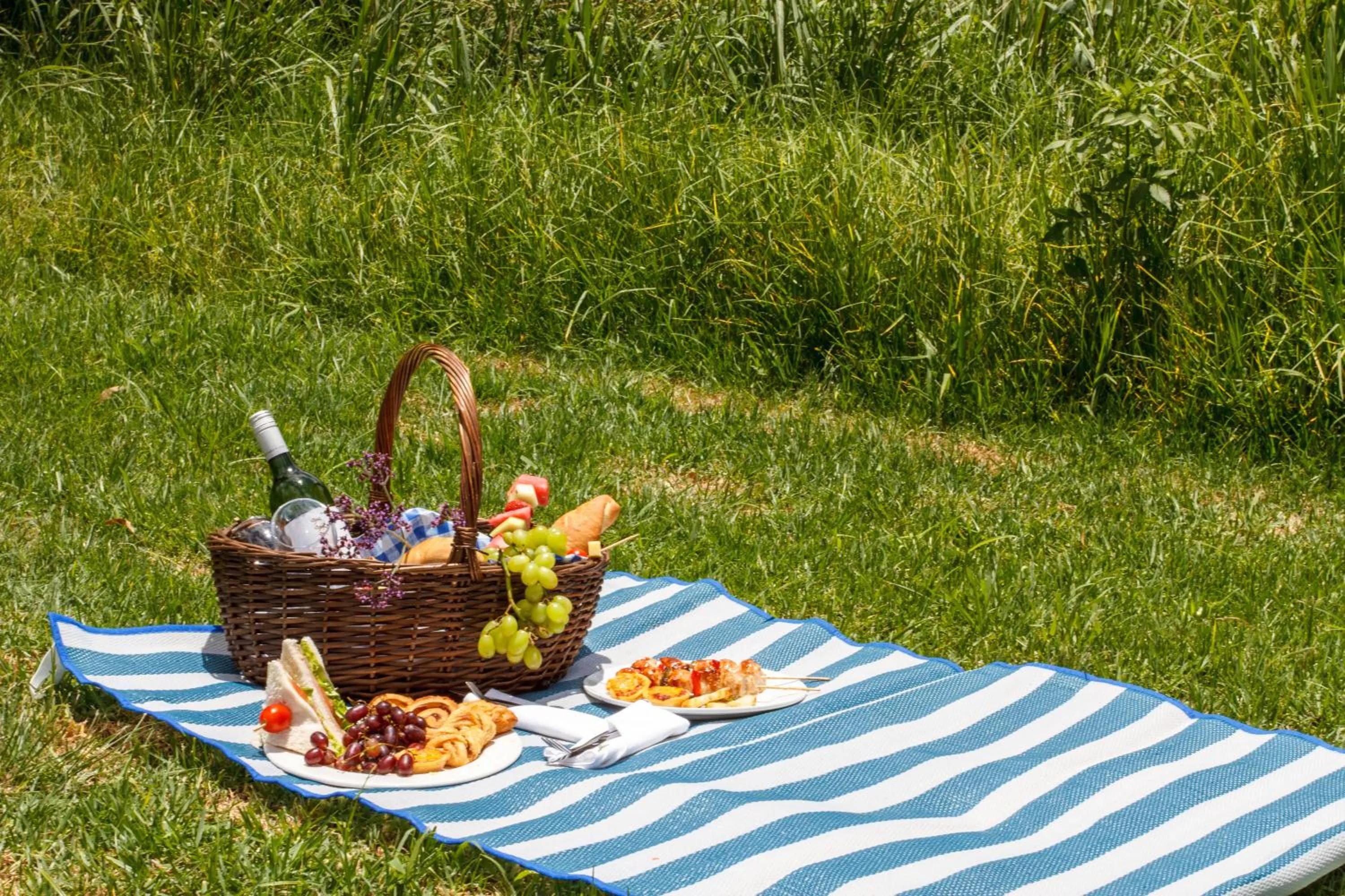 Food in Riverstone Lodge