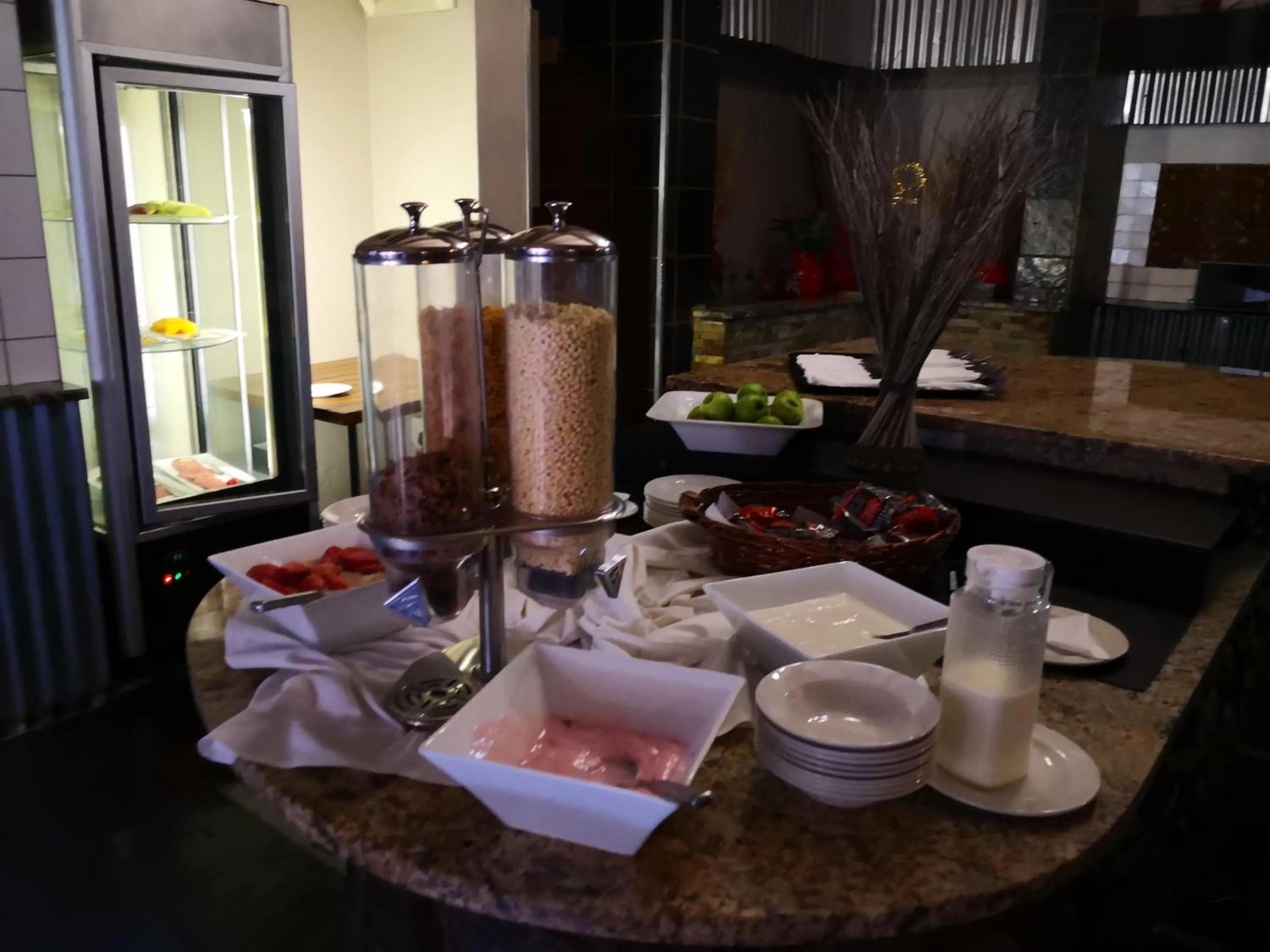 Breakfast in Riverstone Lodge