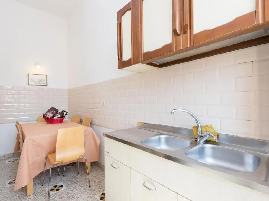 Vatican Comfortable Sunny Apartment