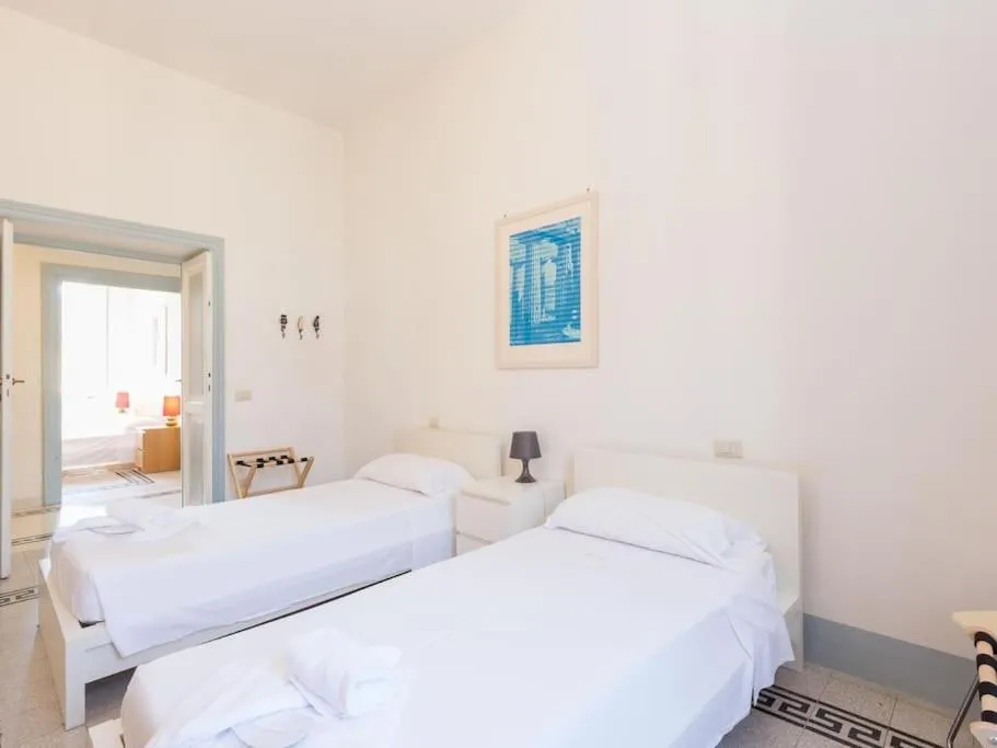 Vatican Comfortable Sunny Apartment