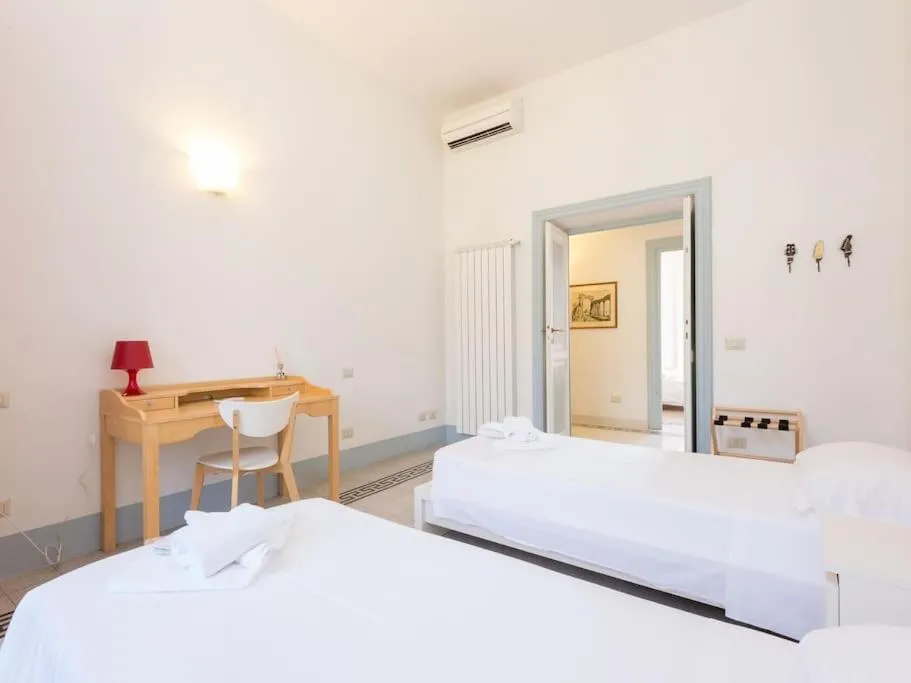Vatican Comfortable Sunny Apartment