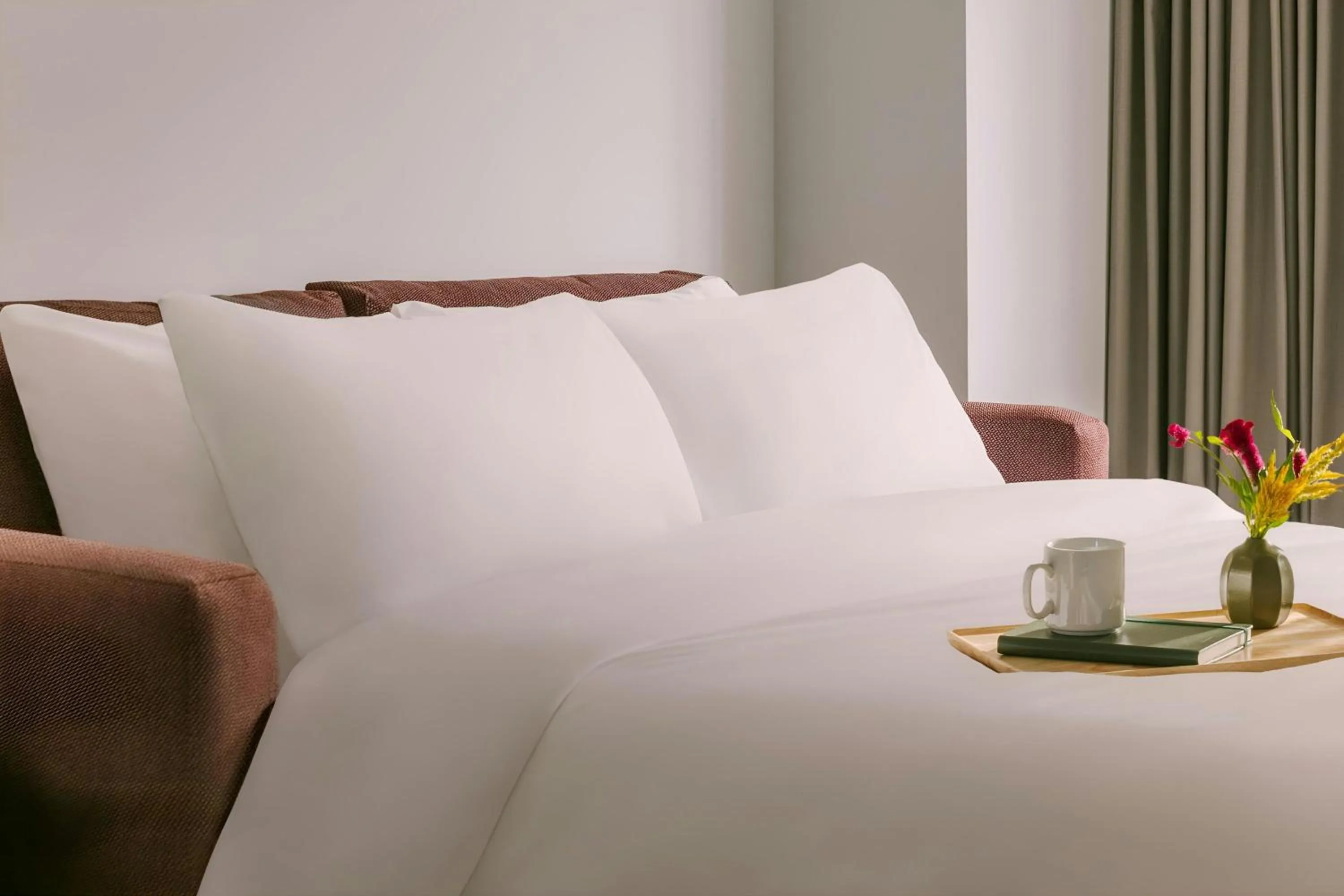 Photo of the whole room, Bed in Sonder by Marriott Bonvoy Onterie Apartments Magnificent Mile