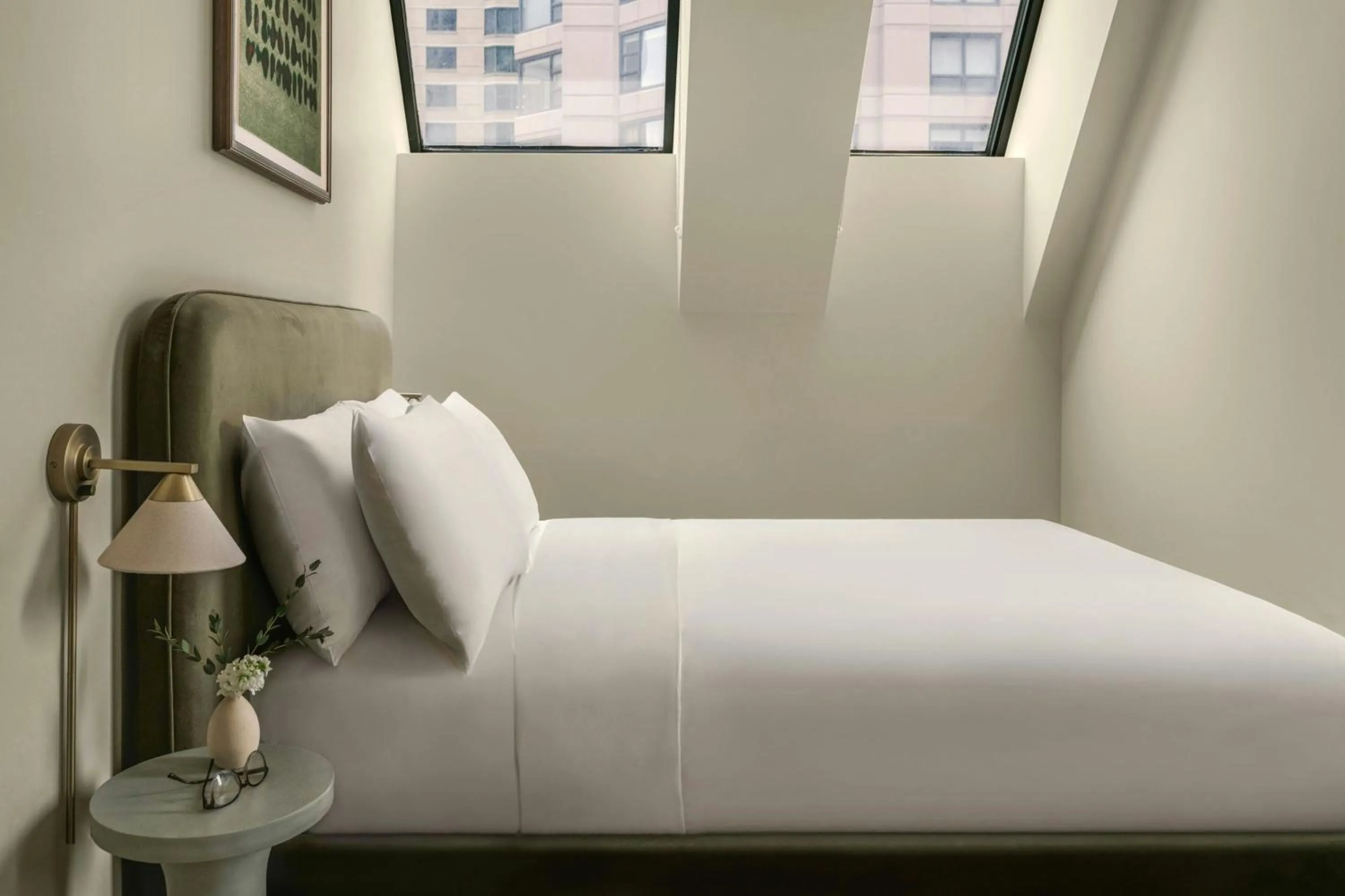 Bedroom, Bed in Sonder by Marriott Bonvoy Onterie Apartments Magnificent Mile