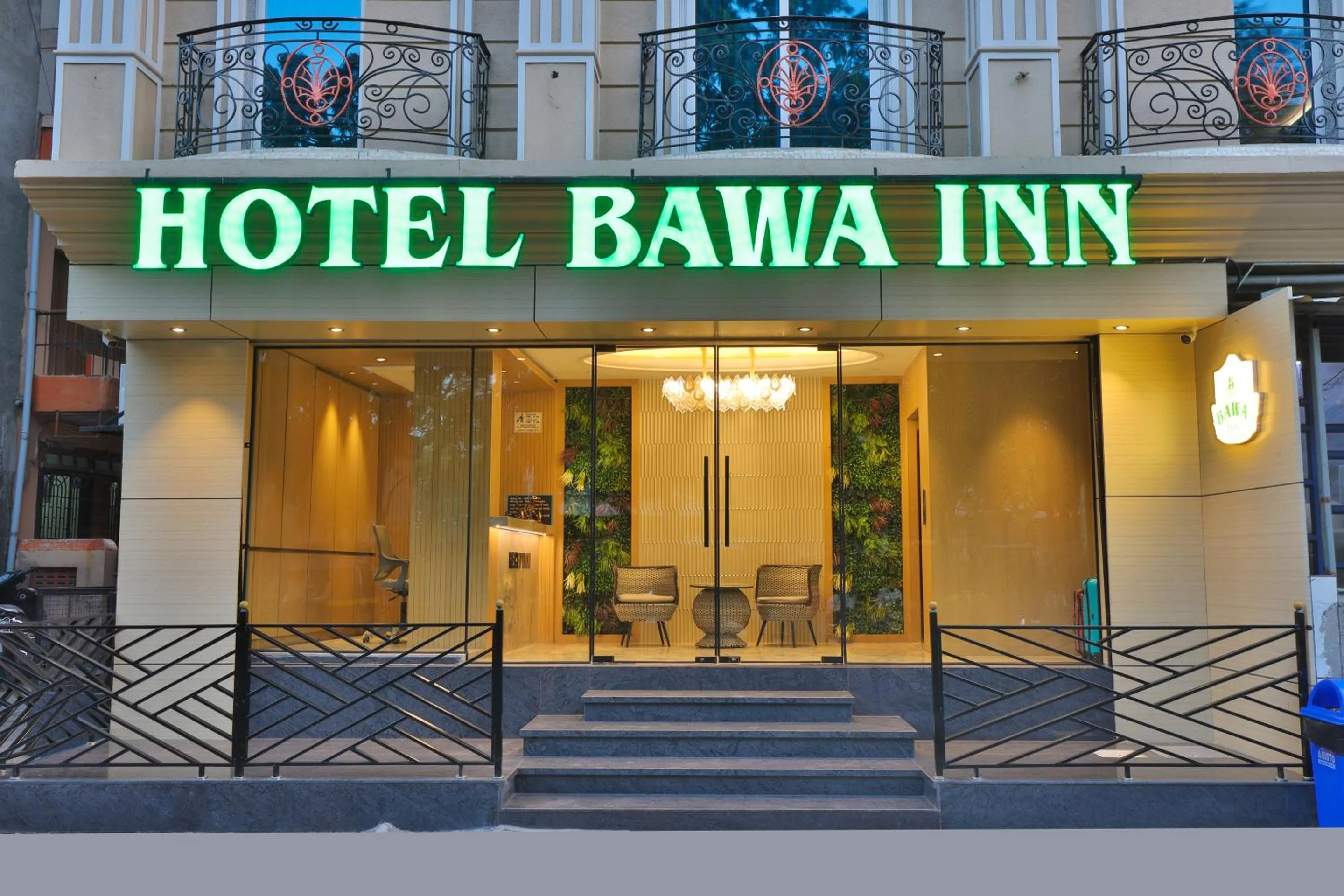 Property building in Hotel Bawa Inn