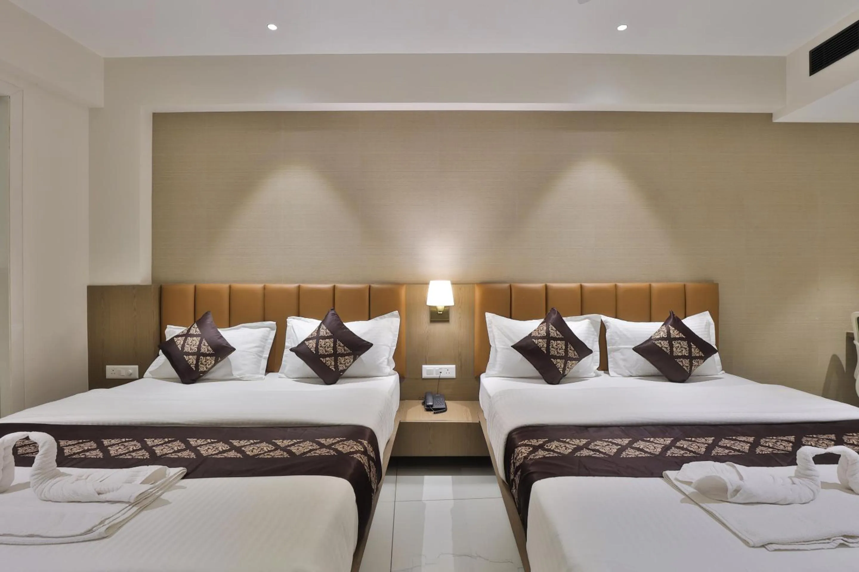 Bed in Hotel Bawa Inn