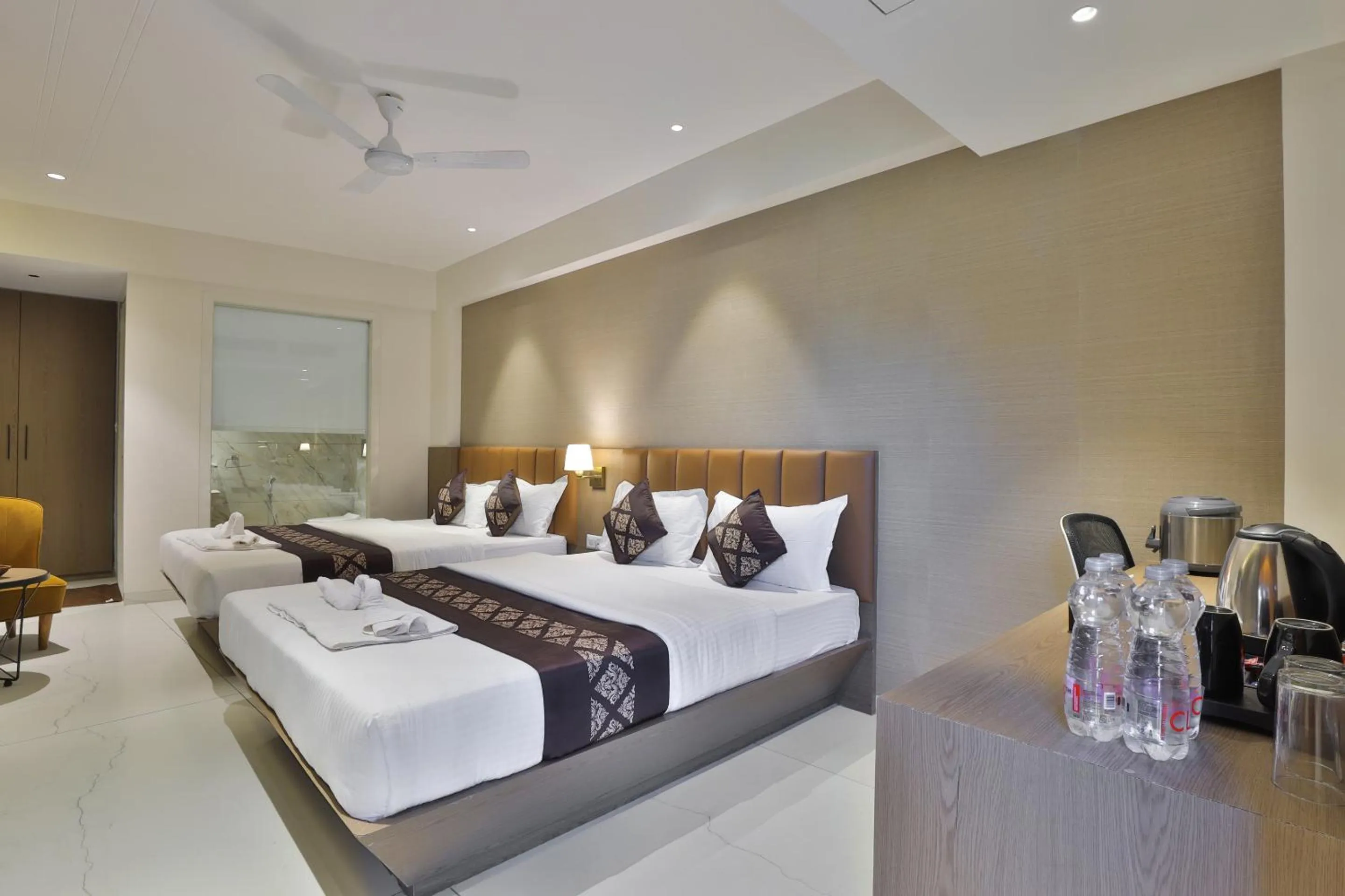 Bed in Hotel Bawa Inn