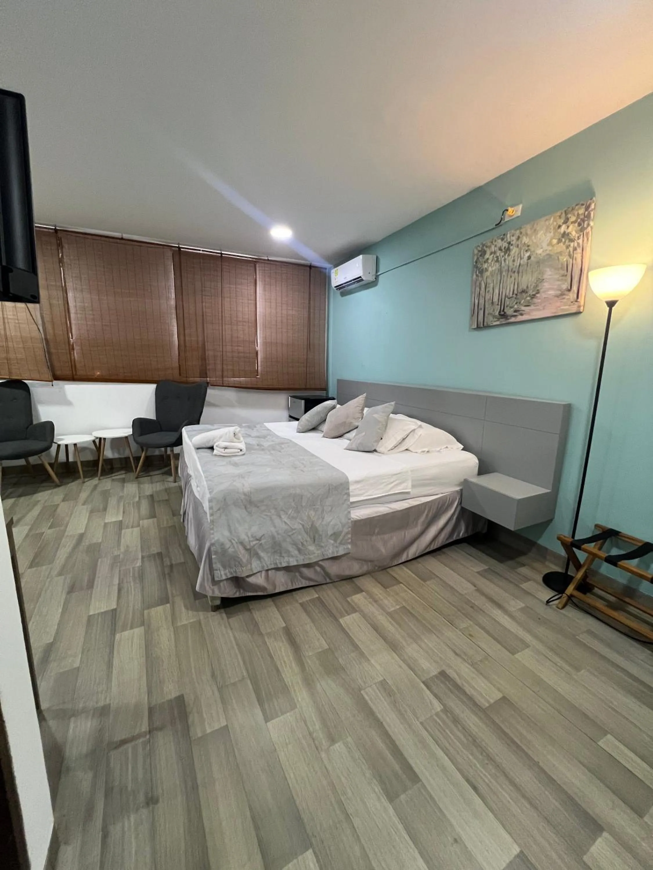 Photo of the whole room, Bed in Santa Alejandría Hotel