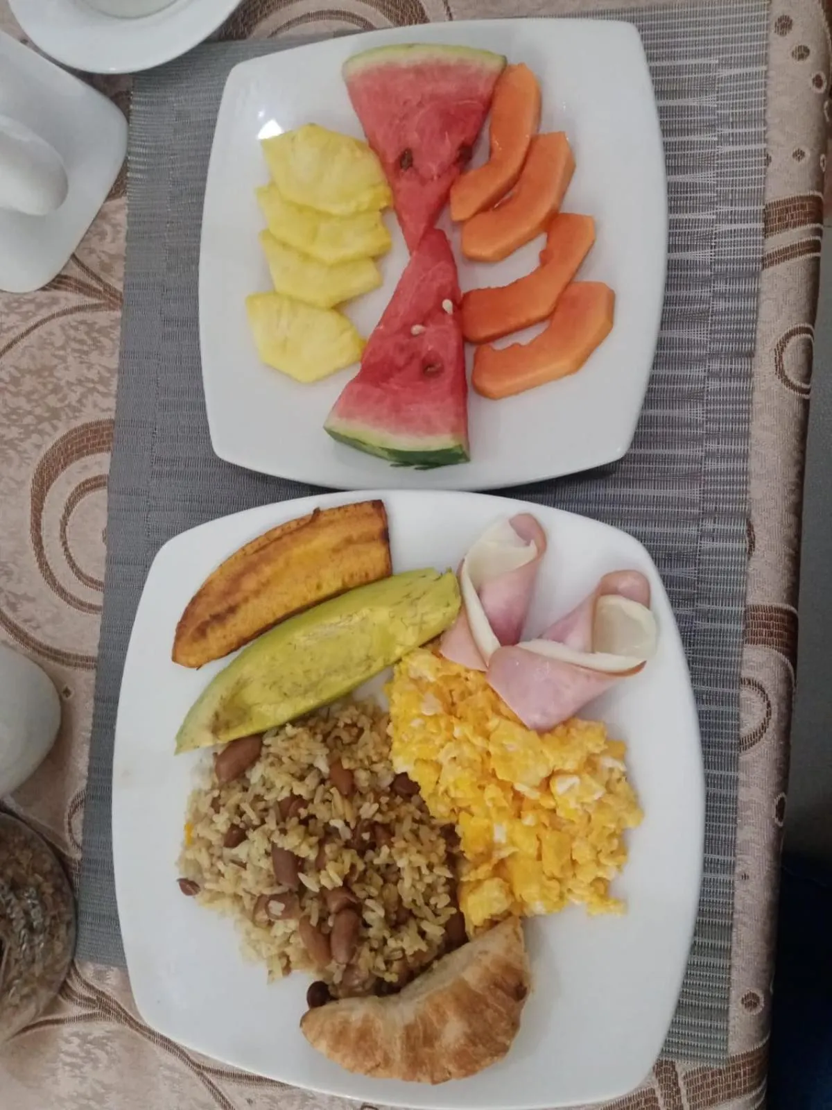 Food and drinks in Santa Alejandría Hotel