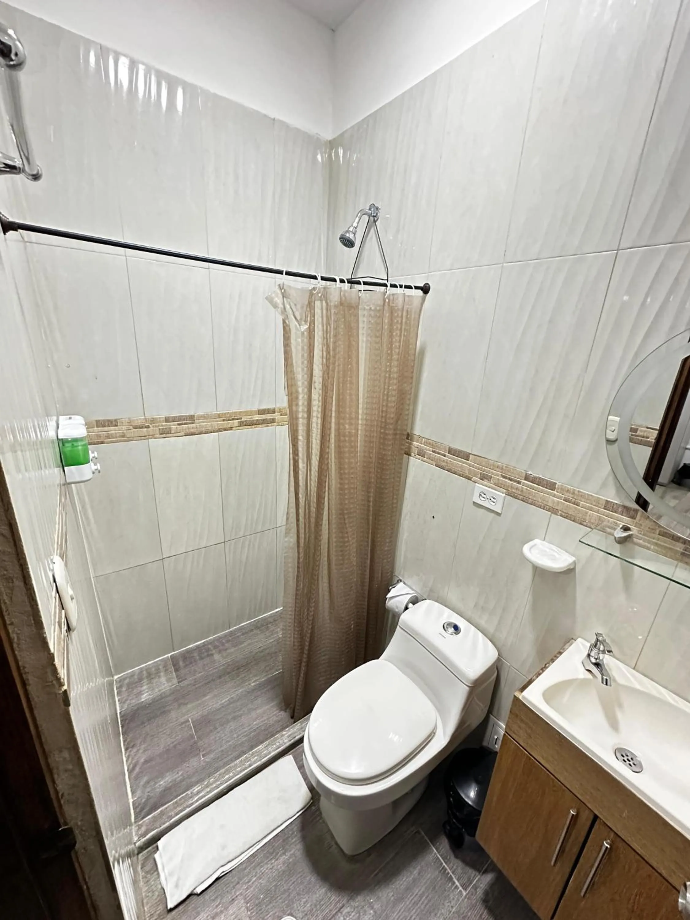 Shower in Santa Alejandría Hotel