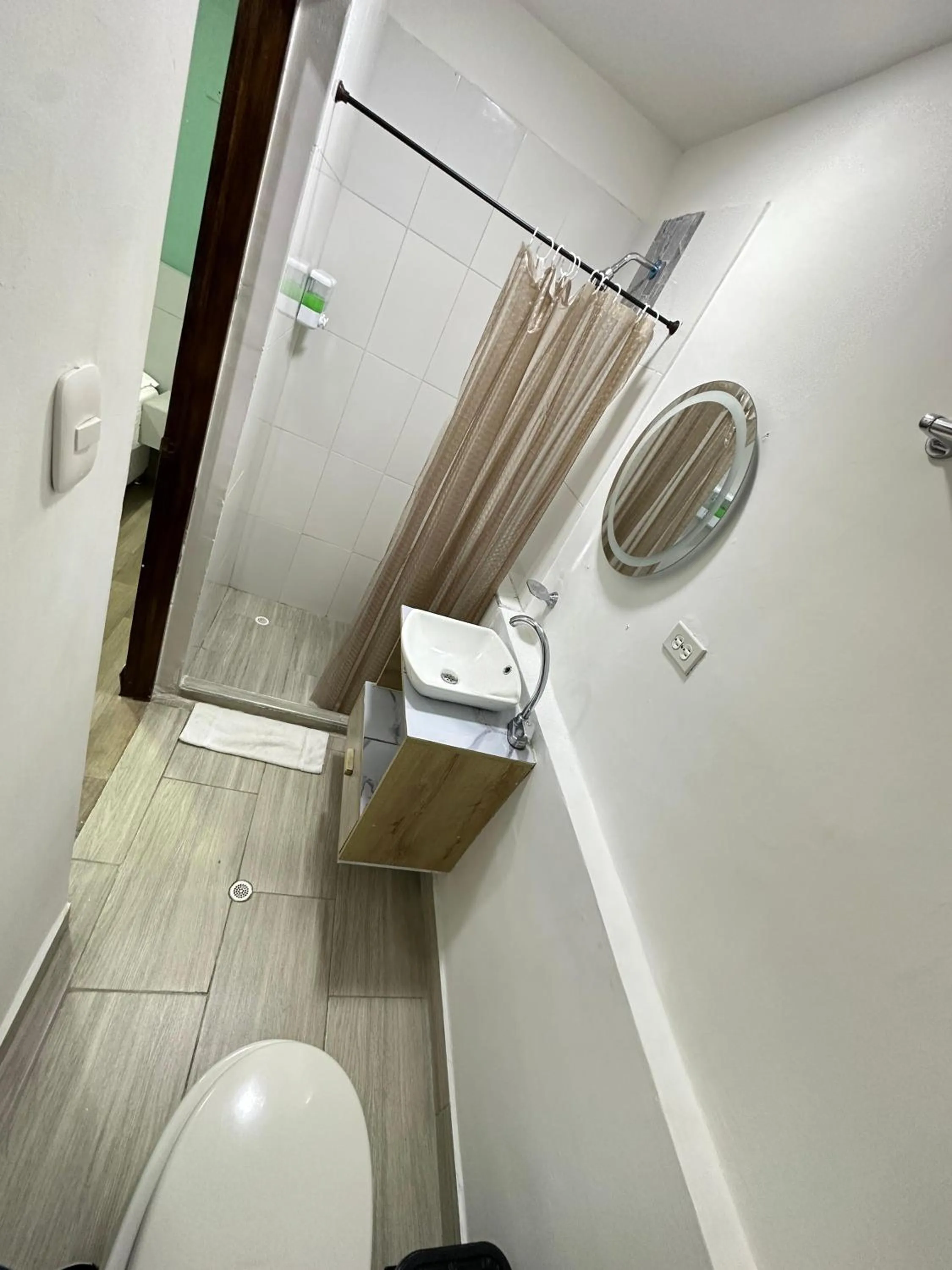 Toilet in Santa Alejandría Hotel