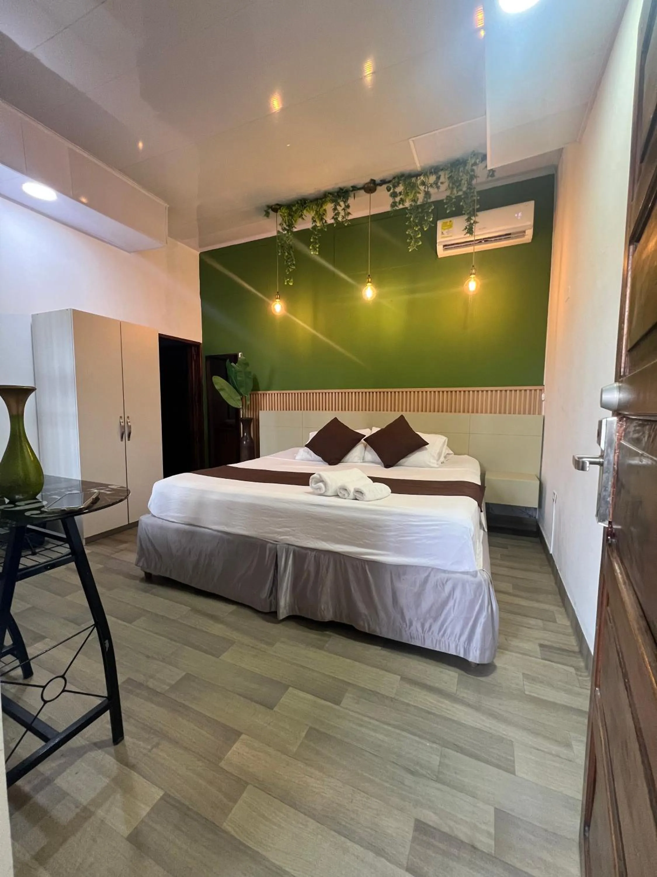 Photo of the whole room, Bed in Santa Alejandría Hotel