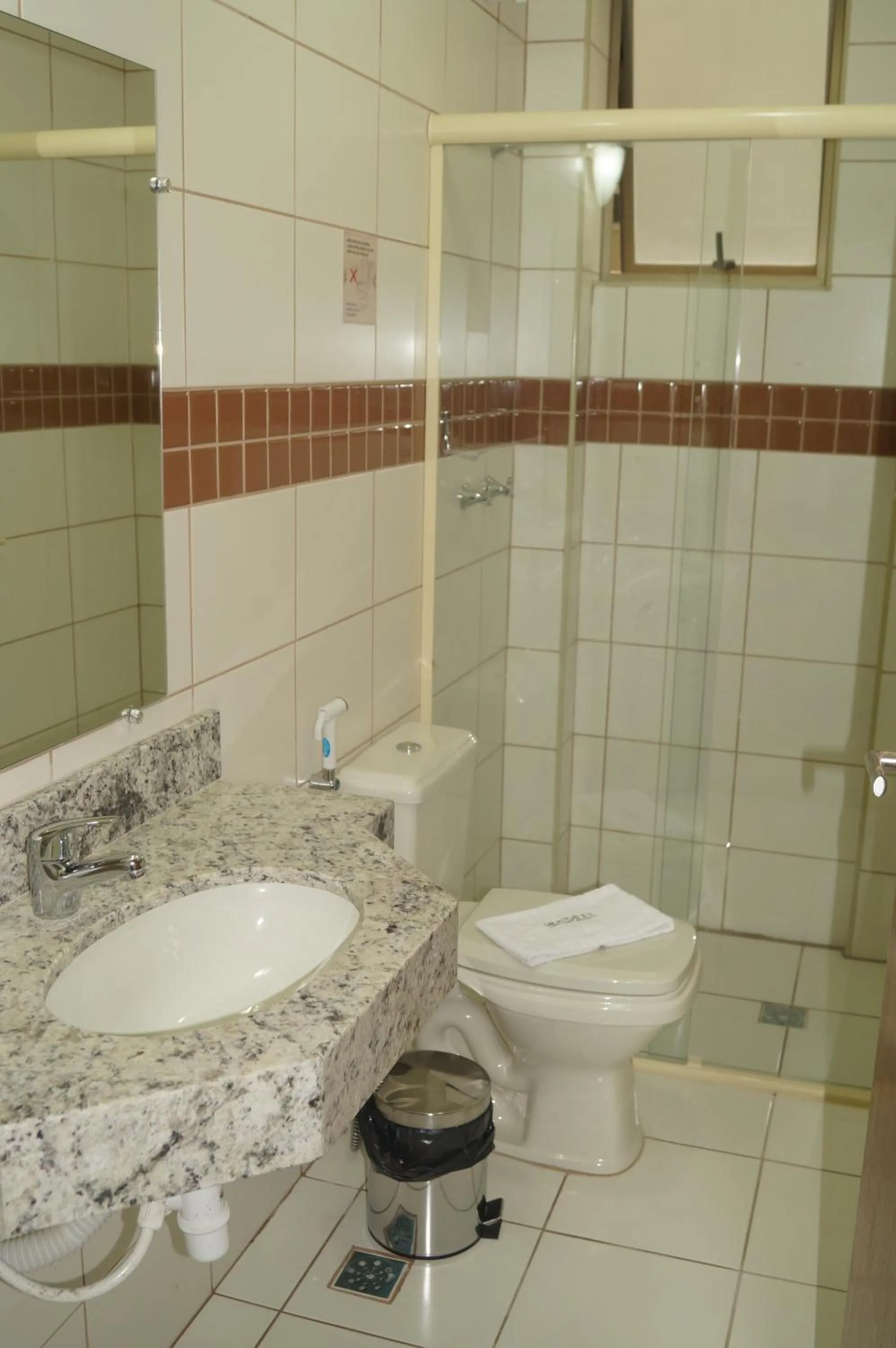 Shower in Hotel Mont Rey